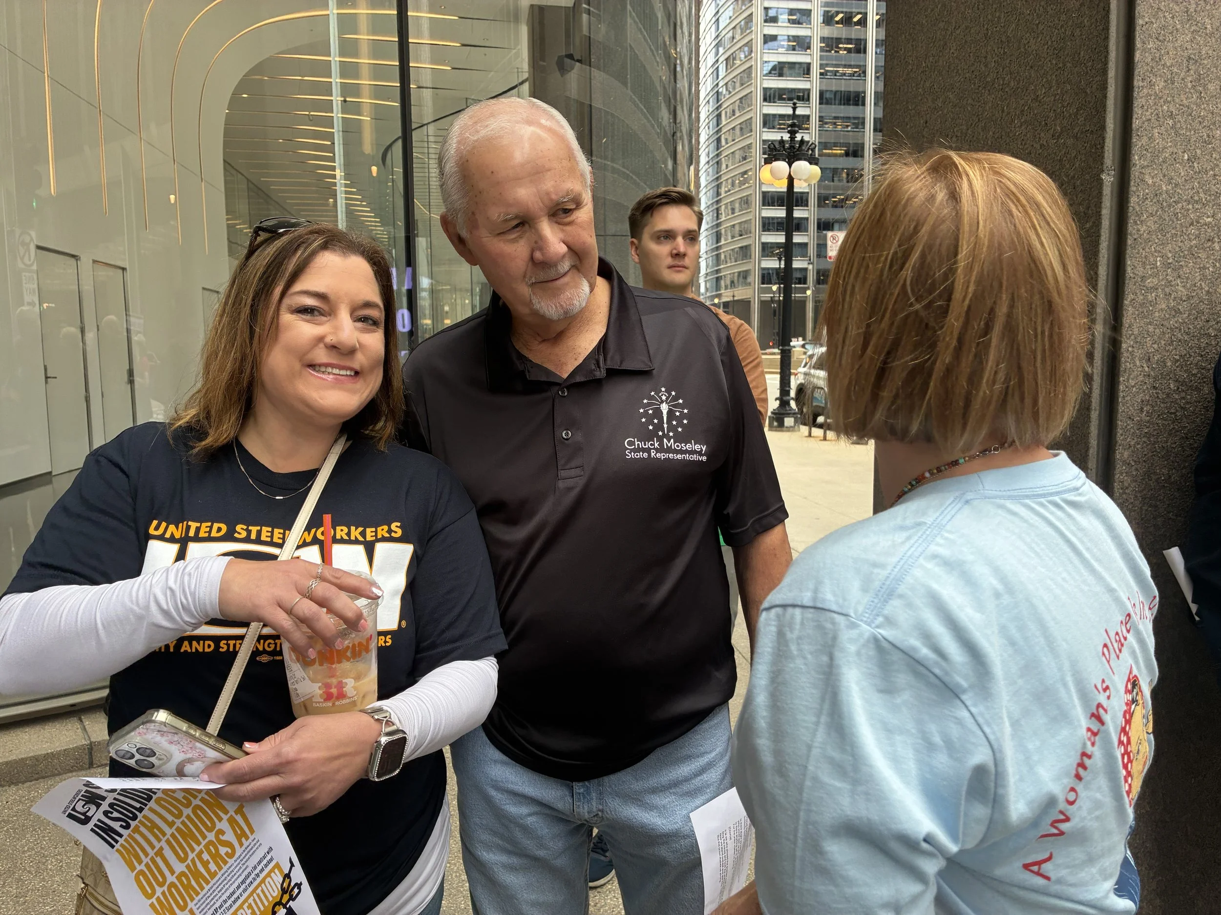 Moseley stands in solidarity with workers at Chicago rally