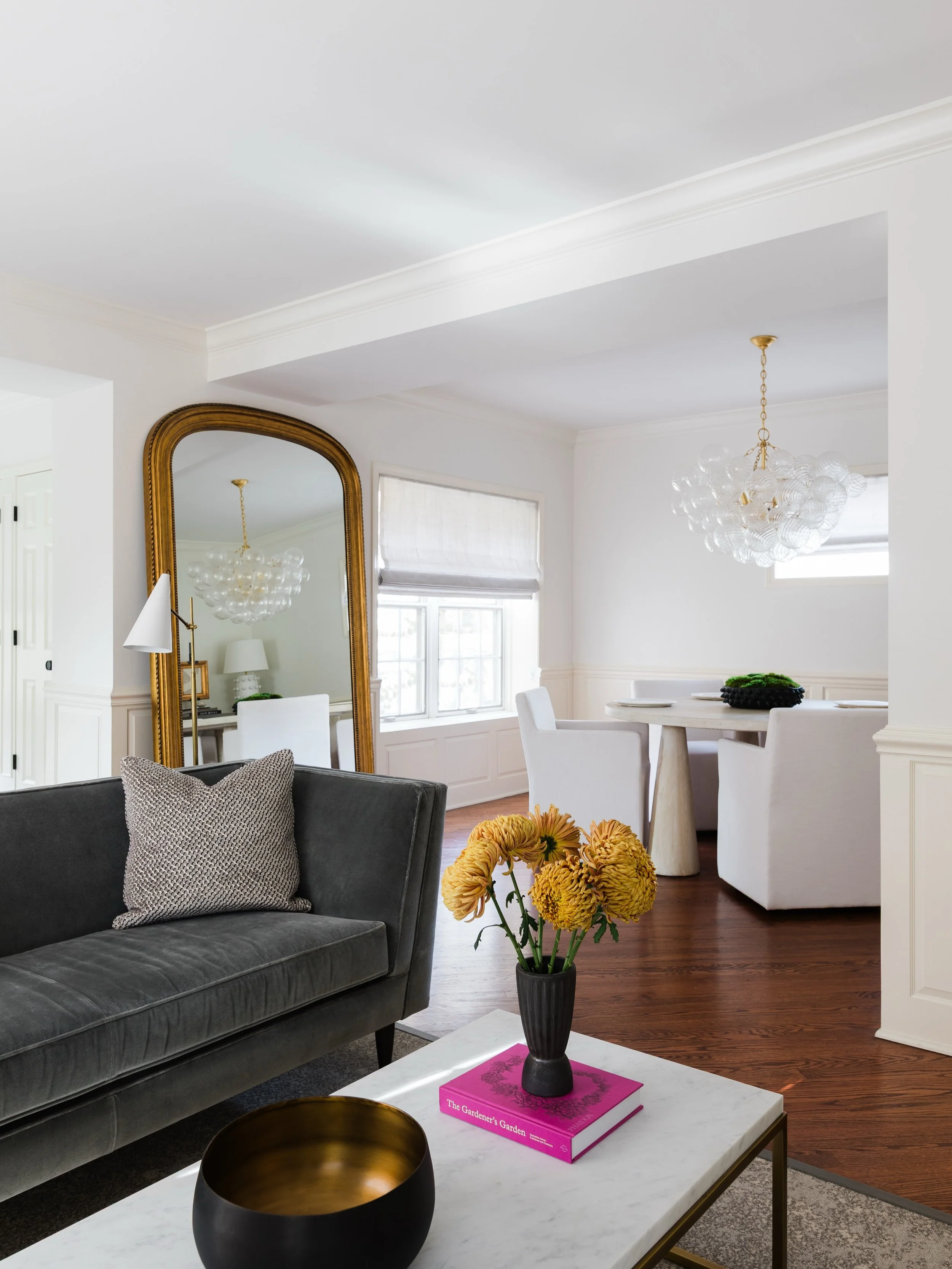 Kinda chic to live in a space that supports your wellbeing. ✨ 

Leaning softly into the kinda chic trend. 

Design by yours truly.
Photography by the wonderful @margaretfrancesphoto