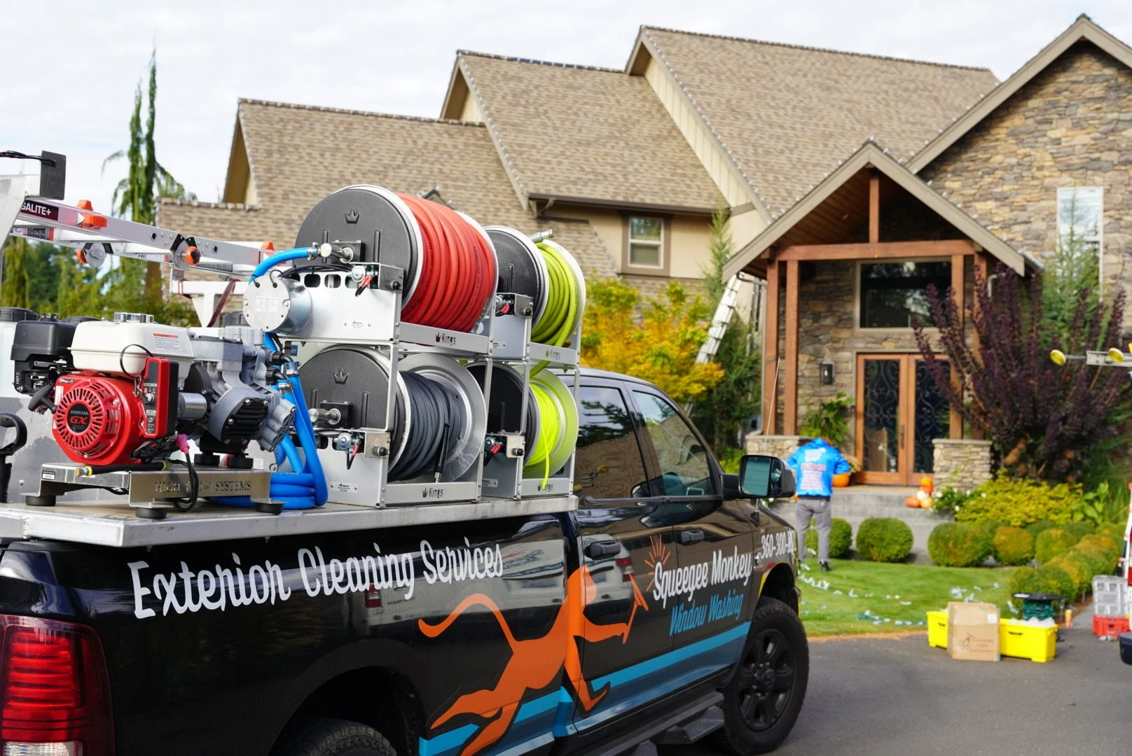 Get Your Home Ready for Spring with Professional Exterior Cleaning