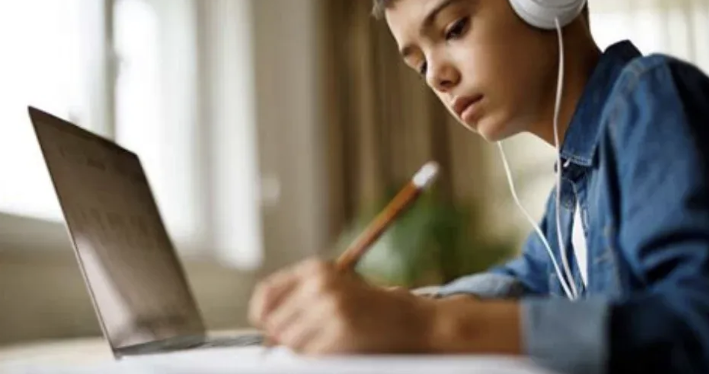 The Science Of Effective Revision: 10 Proven Strategies to Maximise Your Study Time