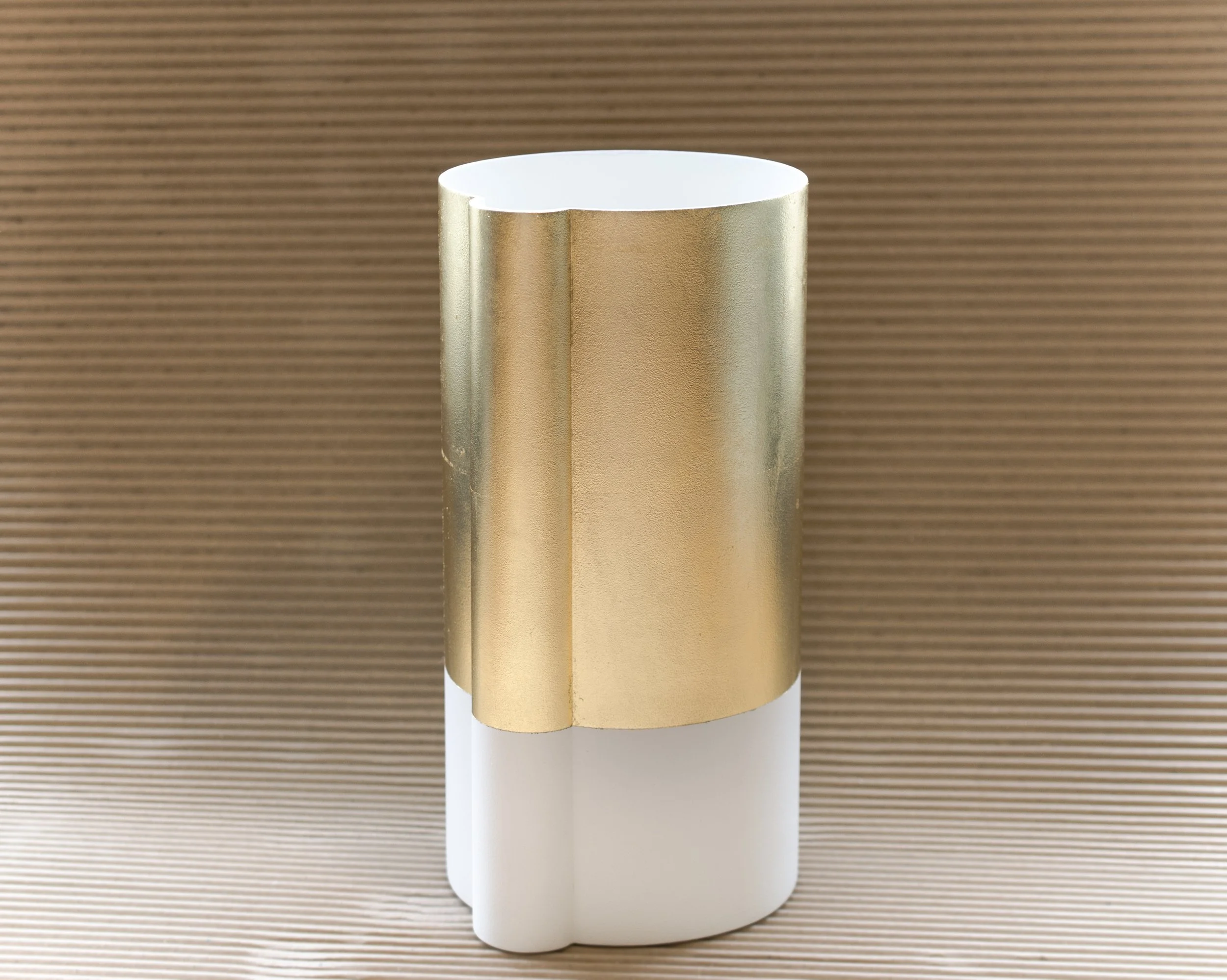 VASE 3.jpg