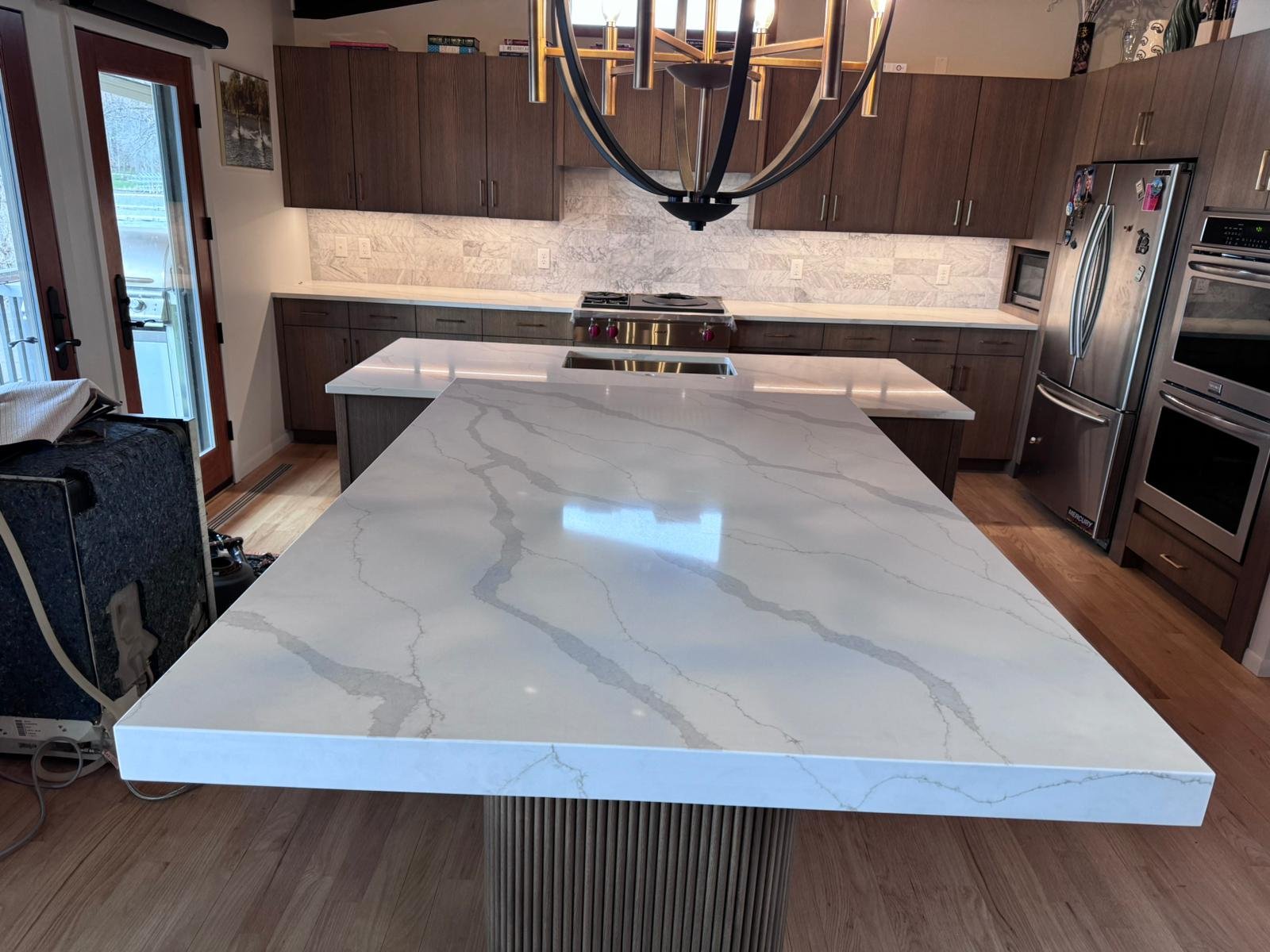 Contemporary Kitchen Remodel by Granite and Marble Direct LLC — Project 1 project photo 2