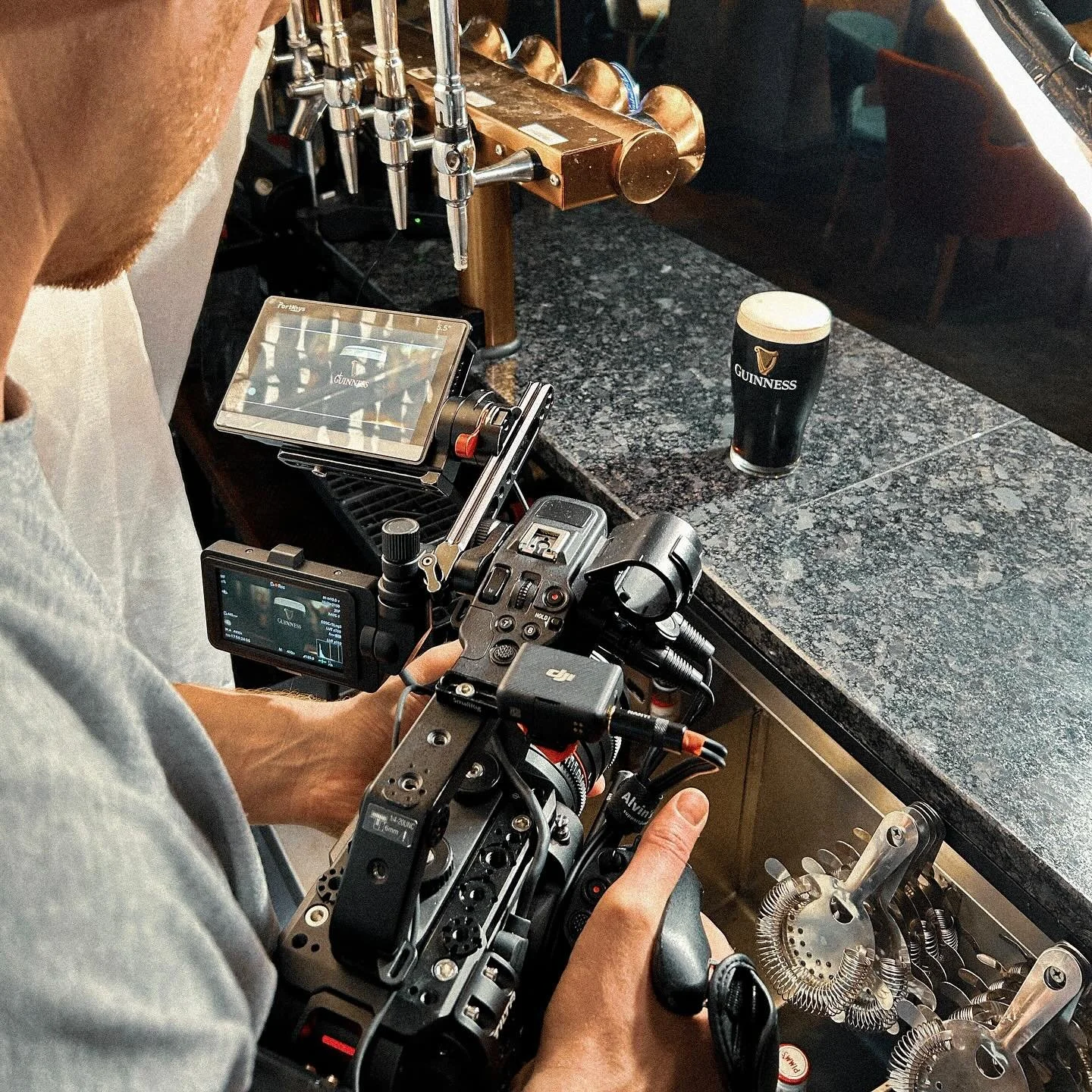 Take a look behind the scenes at our Guinness spec ad shoot! 🎬

Nobody likes a Guinness snob, but we loved turning @actormatt_ into one 🤣

#flytrap #filmcompany #filmproduction #behindthelens #behindthescenes #specadvert #beer #irishbar #cinematogr