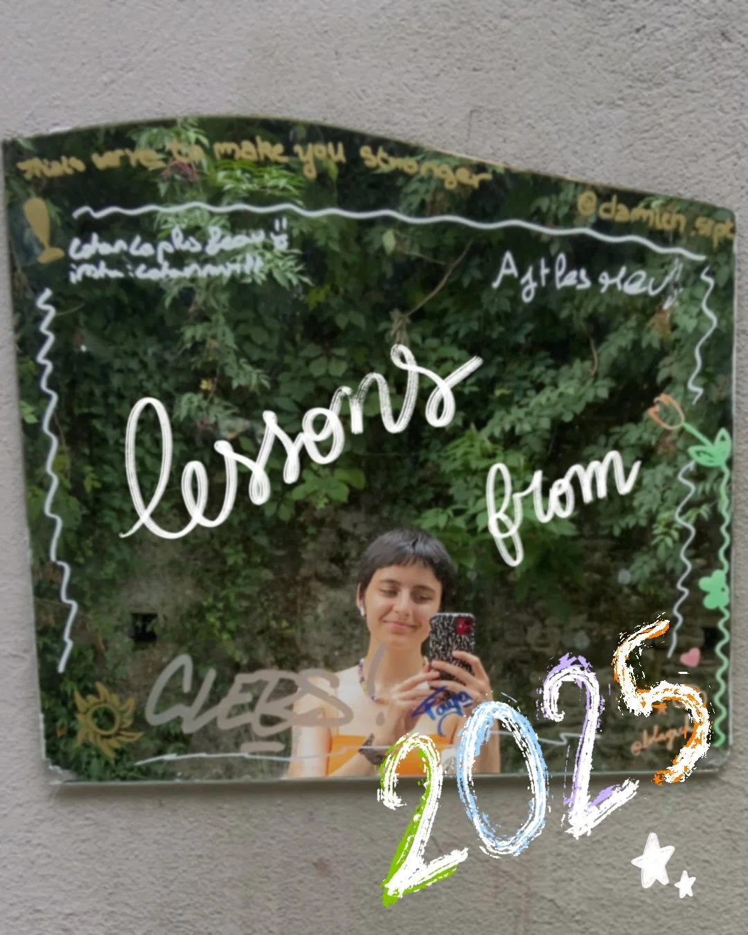 Une ann&eacute;e qui m&rsquo;a bris&eacute;e&hellip;

et qui m&rsquo;a appris &agrave; me reconstruire autrement.

Je ne sais pas encore exactement o&ugrave; je vais, mais je sais une chose : je me choisis, m&ecirc;me quand c&rsquo;est inconfortable 