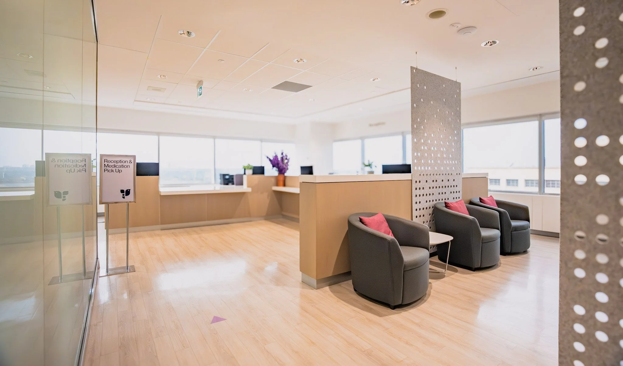 Medication Pick-up Reception area at Hannam Fertility Centre