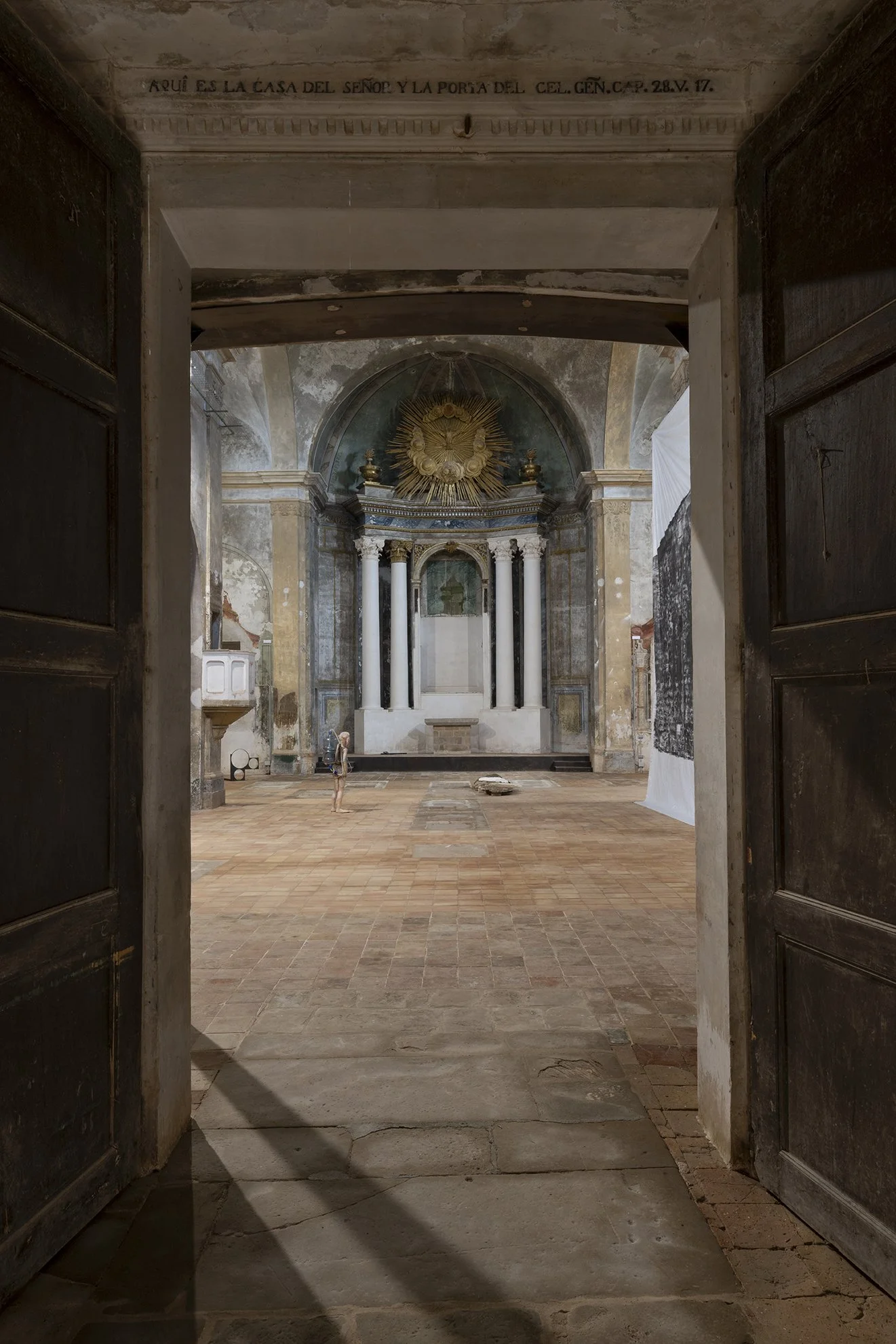 Installation view. Kin Too. Spiritvessel @ Sant Feliu de Lladó. Image by Roberto Ruiz. Courtesy of the artists and Spiritvessel.