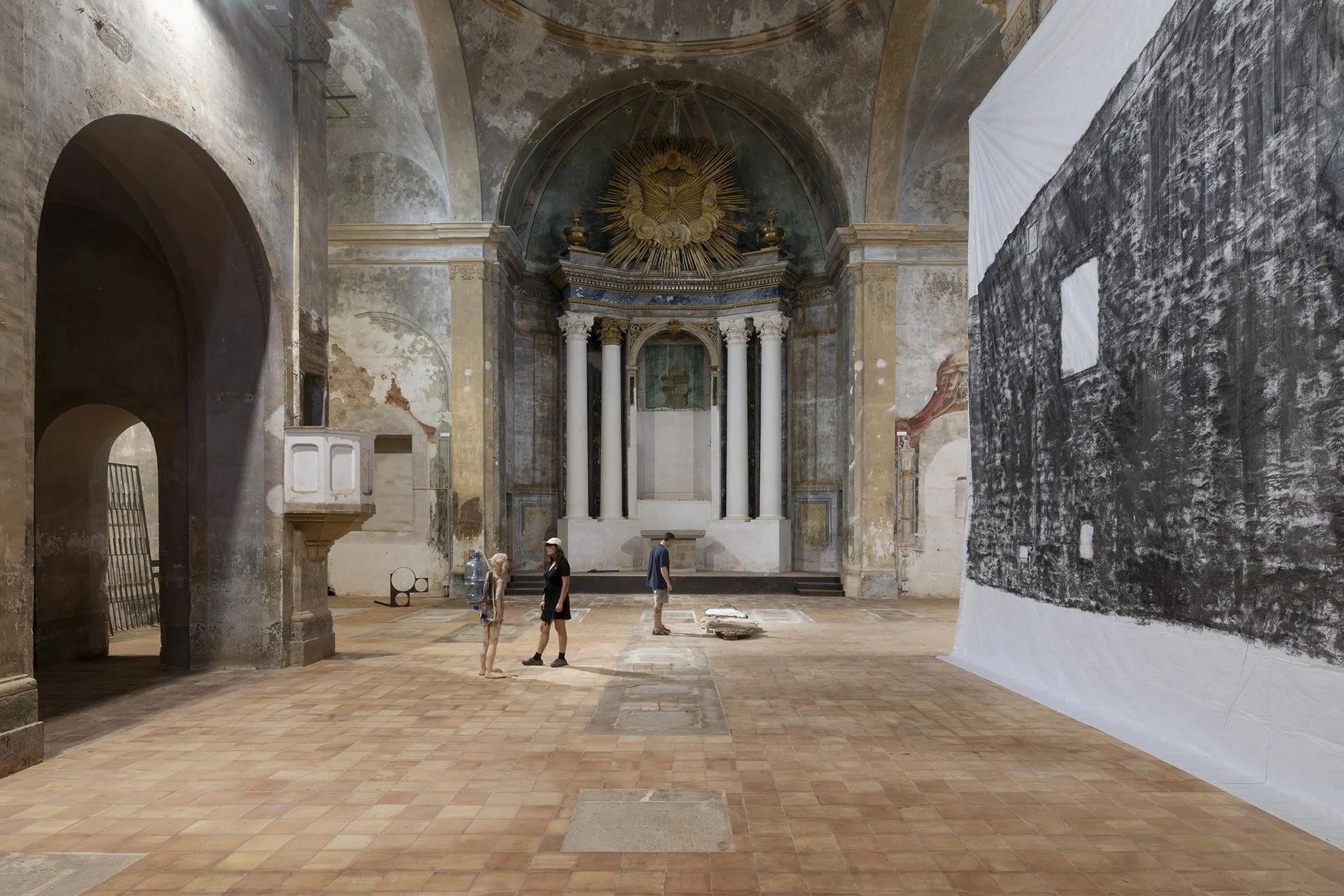 Installation view. Kin Too. Spiritvessel @ Sant Feliu de Lladó. Image by Roberto Ruiz. Courtesy of the artists and Spiritvessel. 
