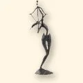 600
Archer Candle
18" H