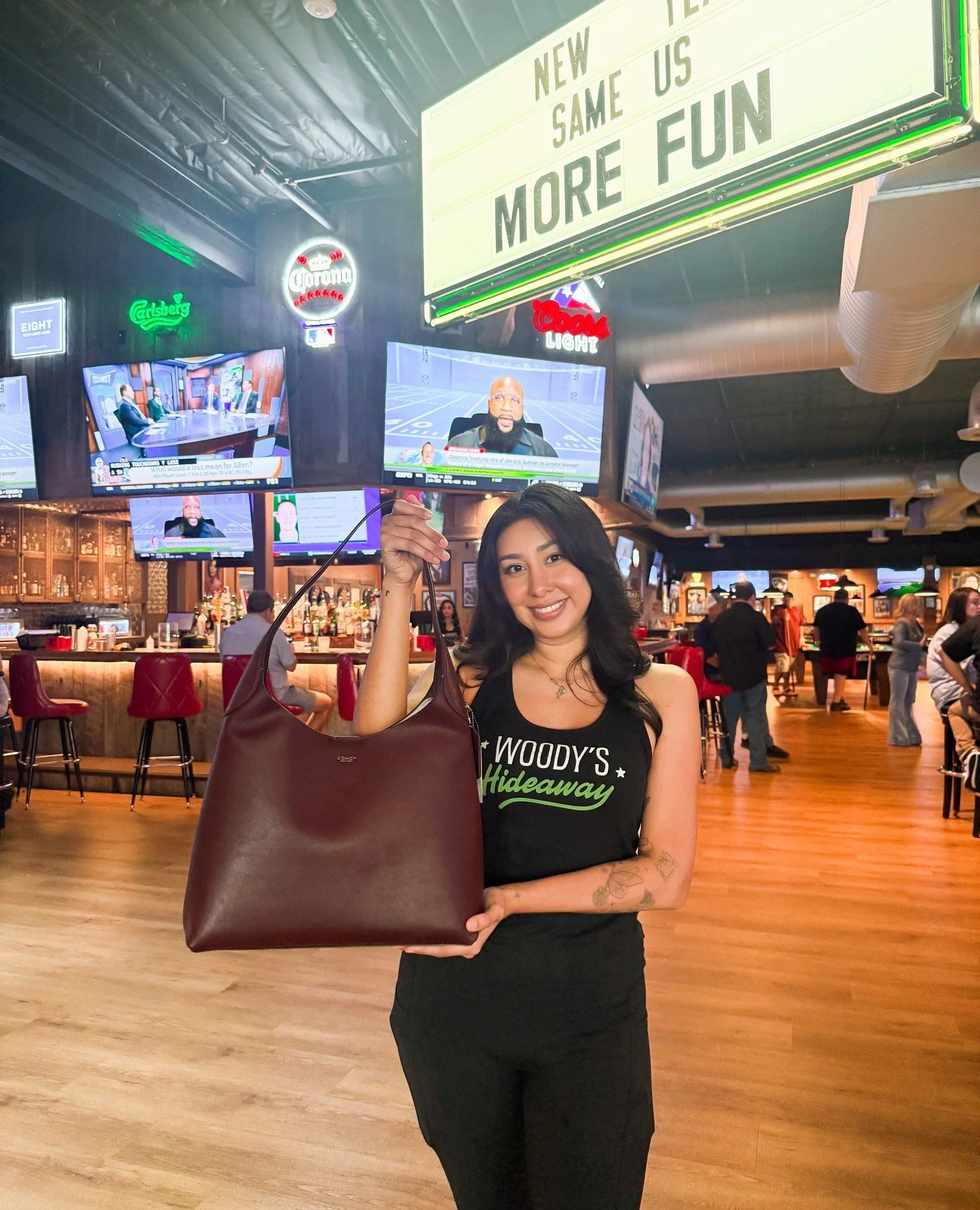 New year, new bag? 💅✨⁠
⁠
Join us for Bingo Night at our Kirkwood location on January 20th, starting at 7 PM! It&rsquo;s completely FREE to play, and we&rsquo;re giving away prizes every round.⁠
⁠
The ultimate goal? Taking home the Coach Brooklyn Sho