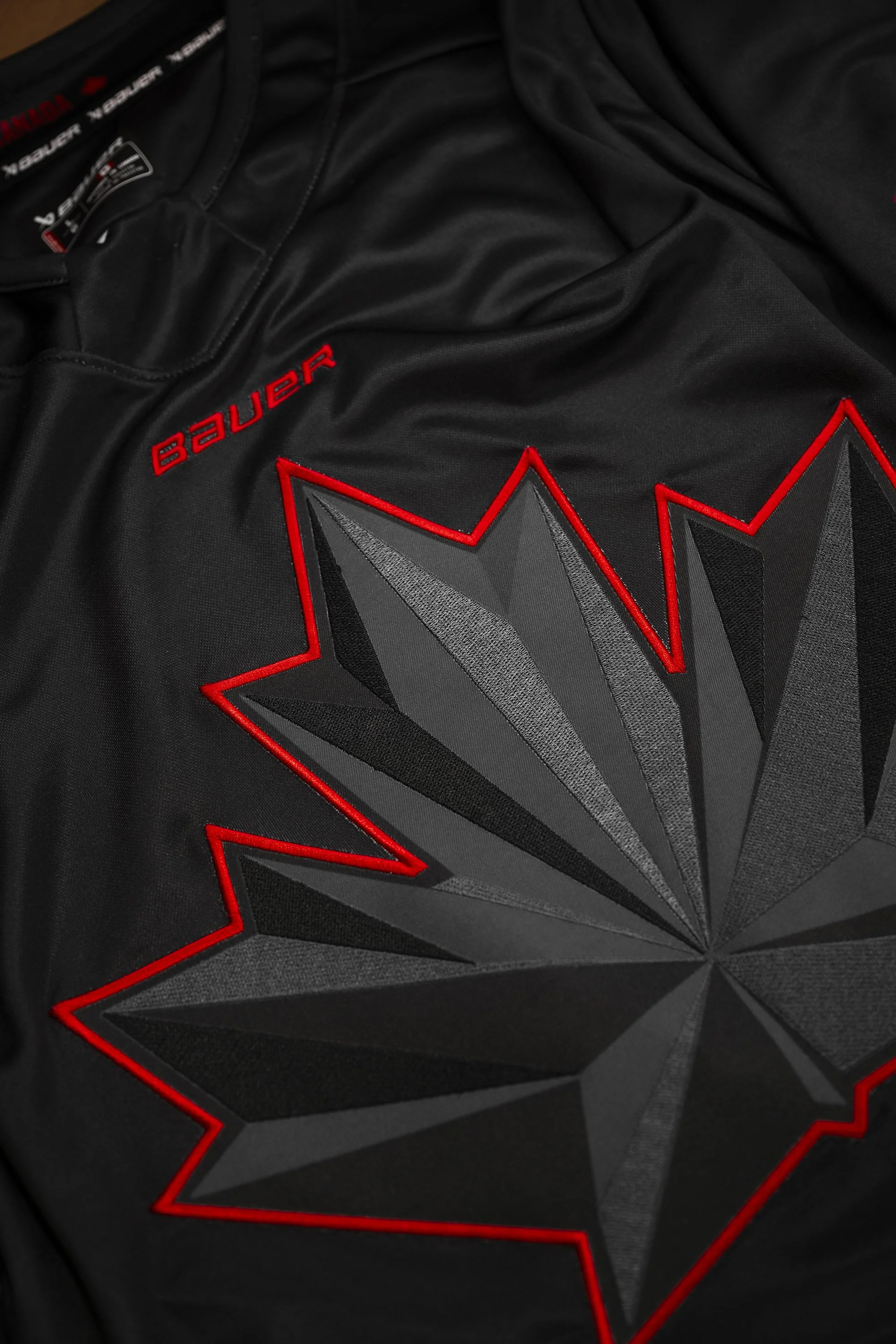 HOL25_APPAREL_HOCKEYCANADA_JERSEY_046.jpg