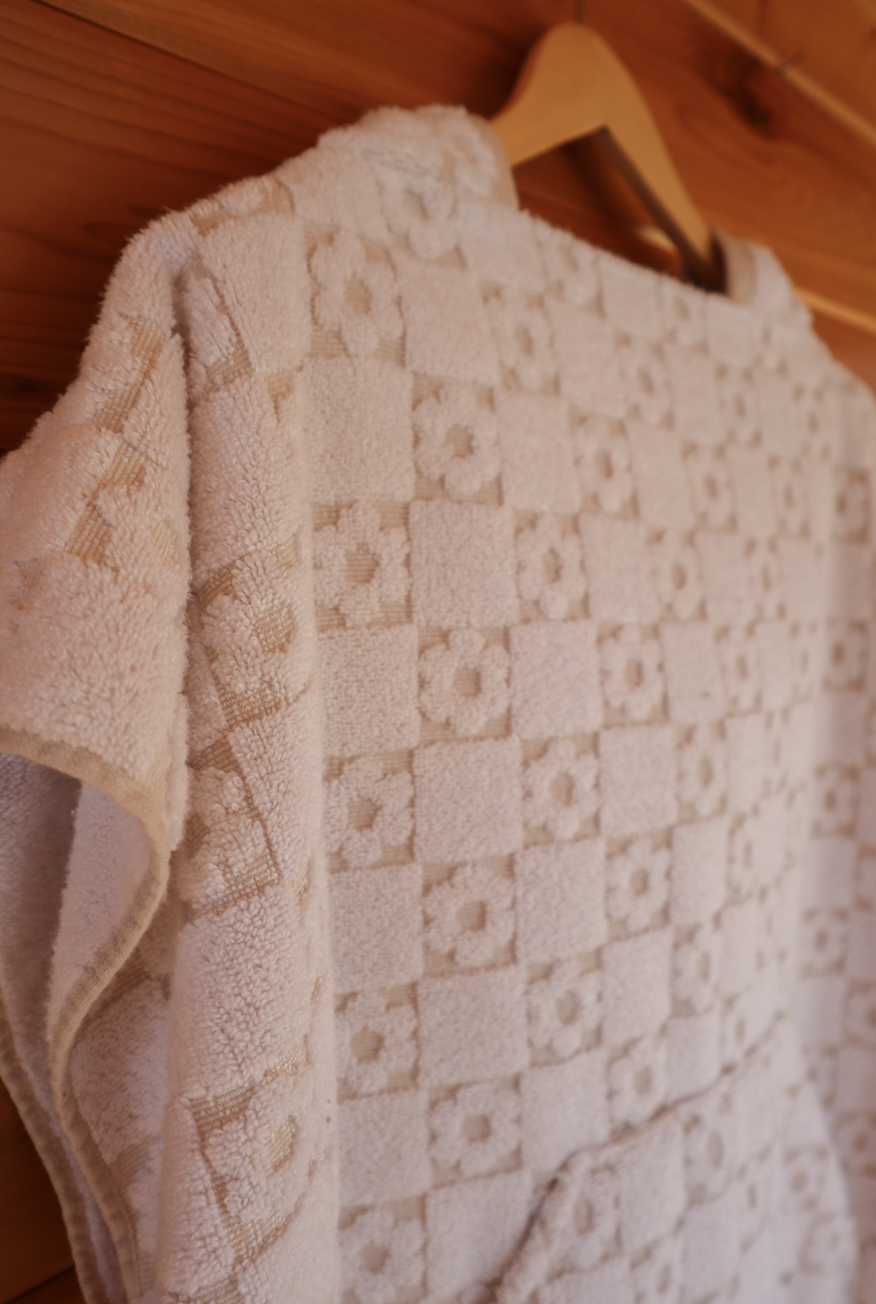 ruby-ray-poncho-towel-cotton.png