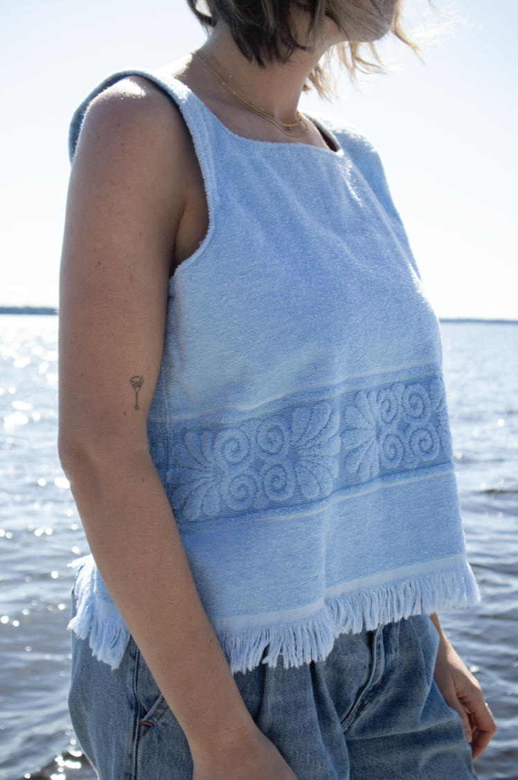 rubyray_vintage_tank_top_towel.png