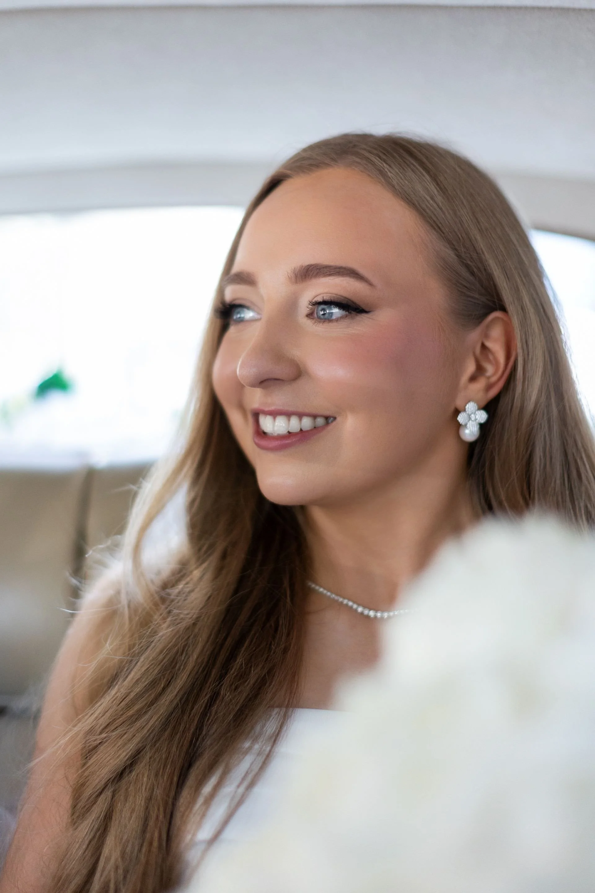 emotional-london-wedding-chelsea-town-hall-chloe-noble.jpg