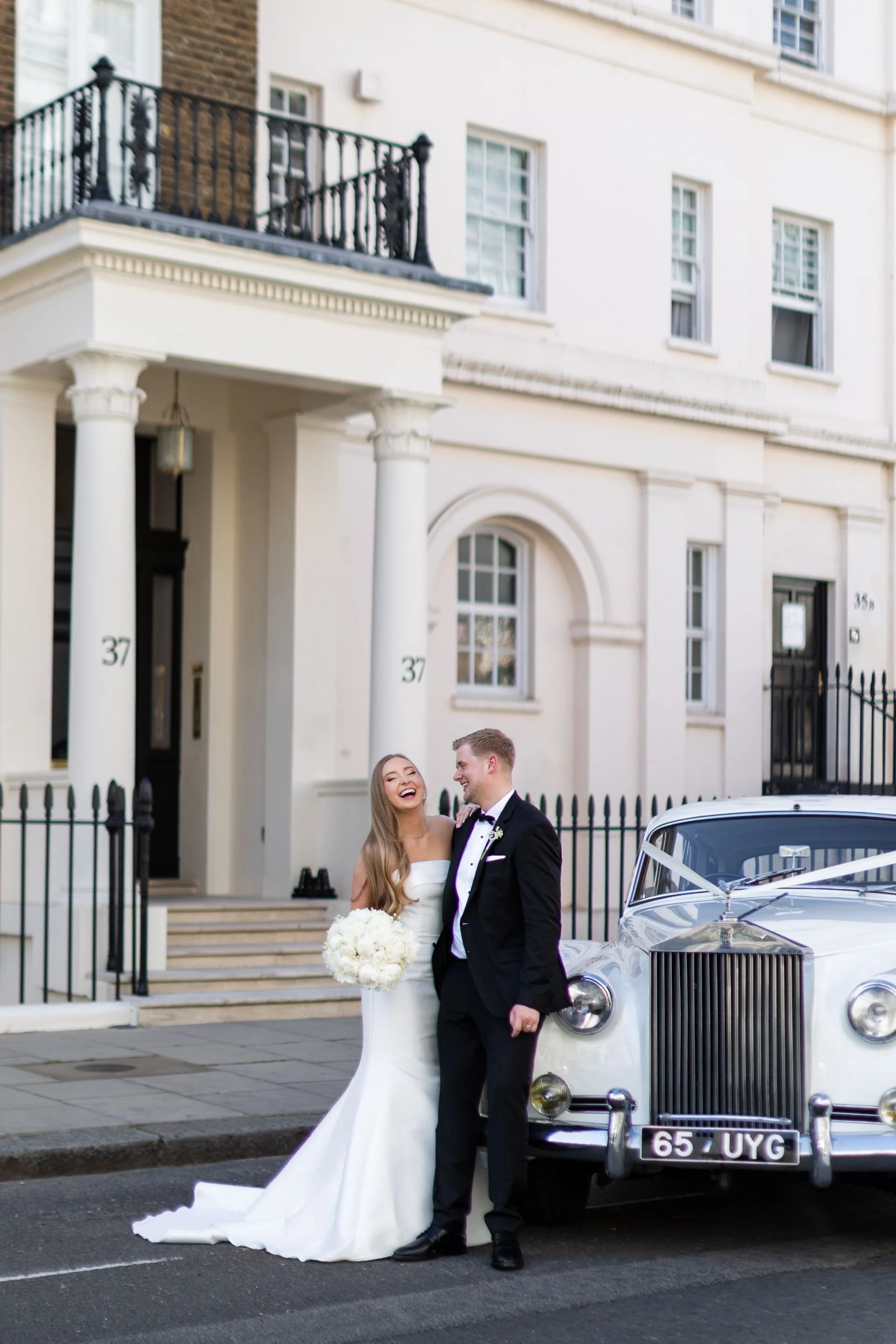chelsea-town-hall-london-wedding.jpg