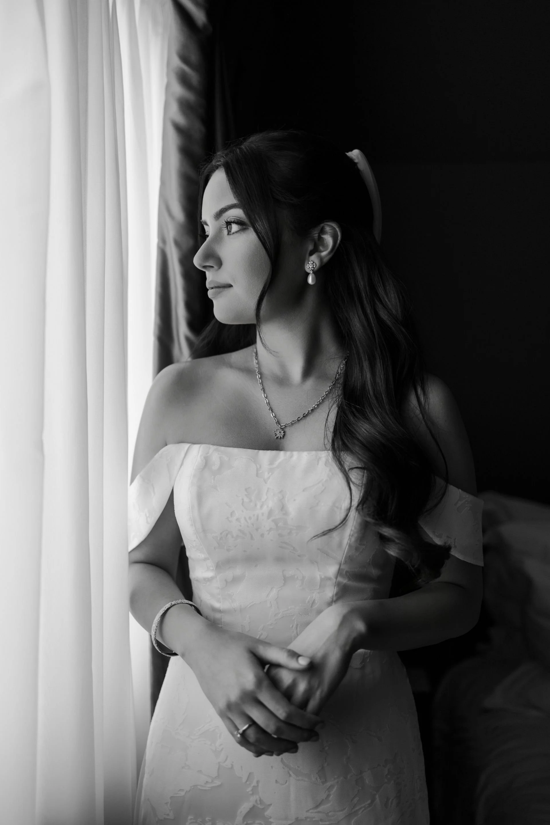 luxury-loscar-wedding-chloe-noble-studios.jpg