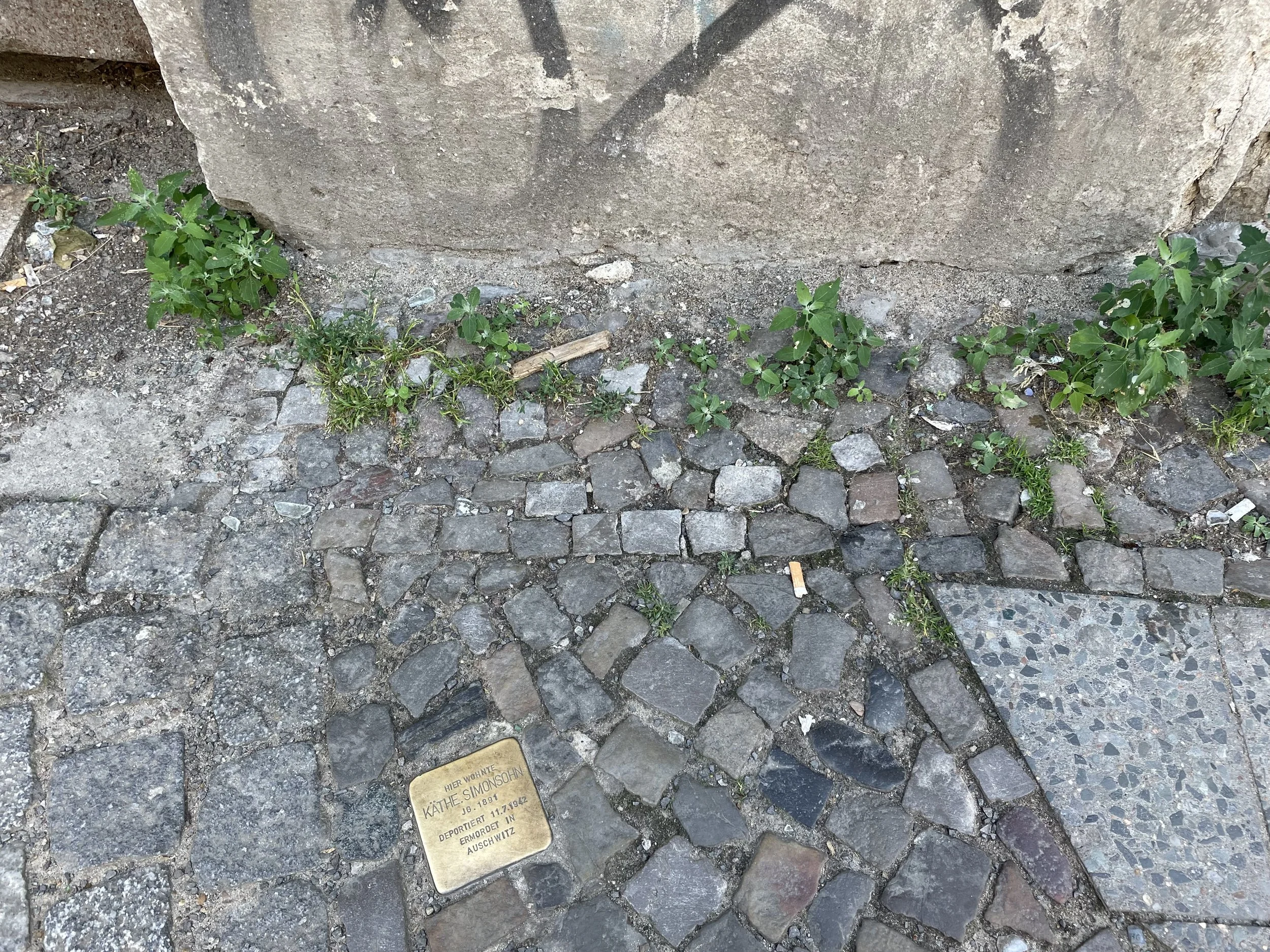 Documenting Stolpersteine