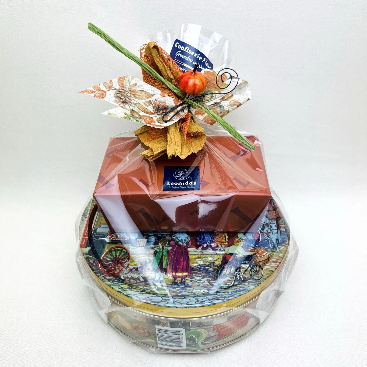 300g pralines + "Bakery shop" koekjesblik