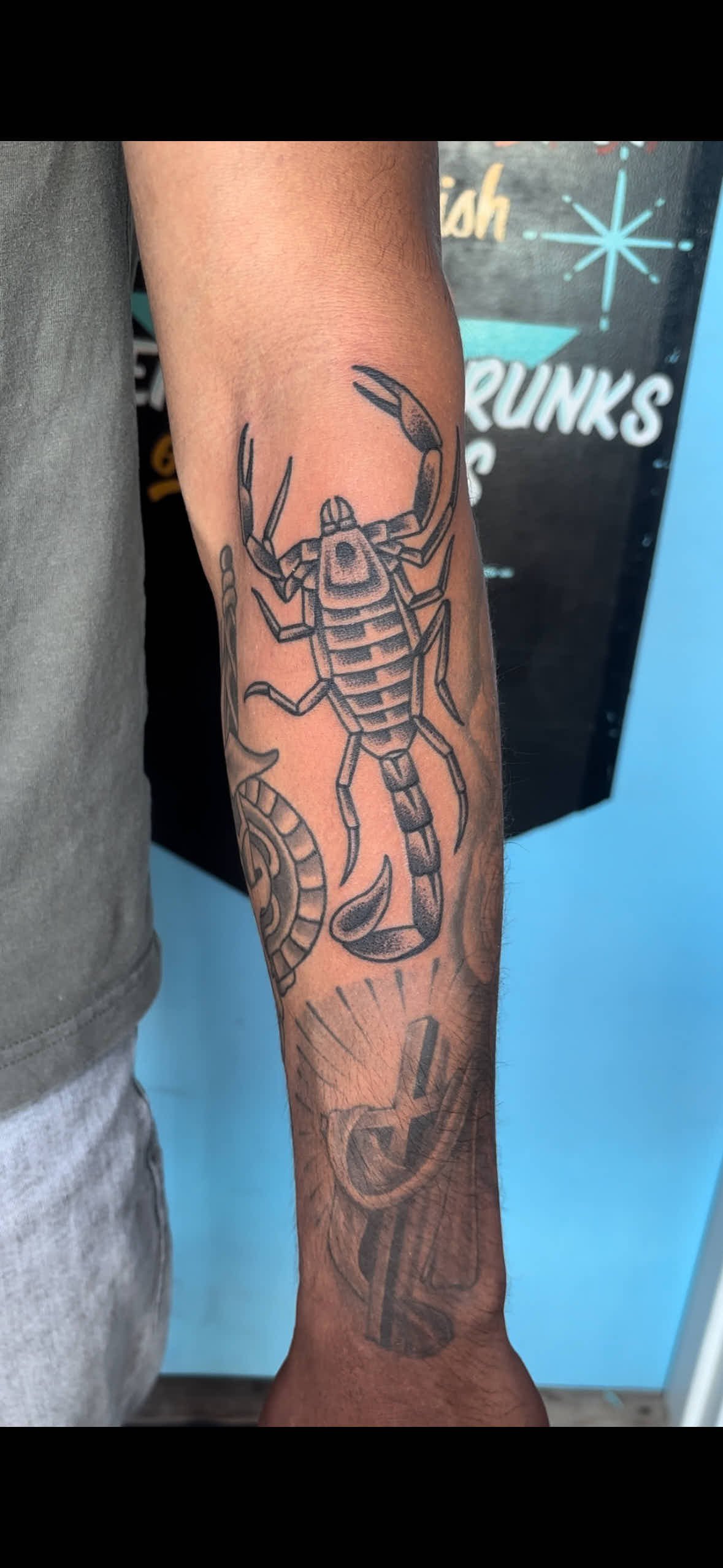bubbas-tattoo-EARL 33.jpg