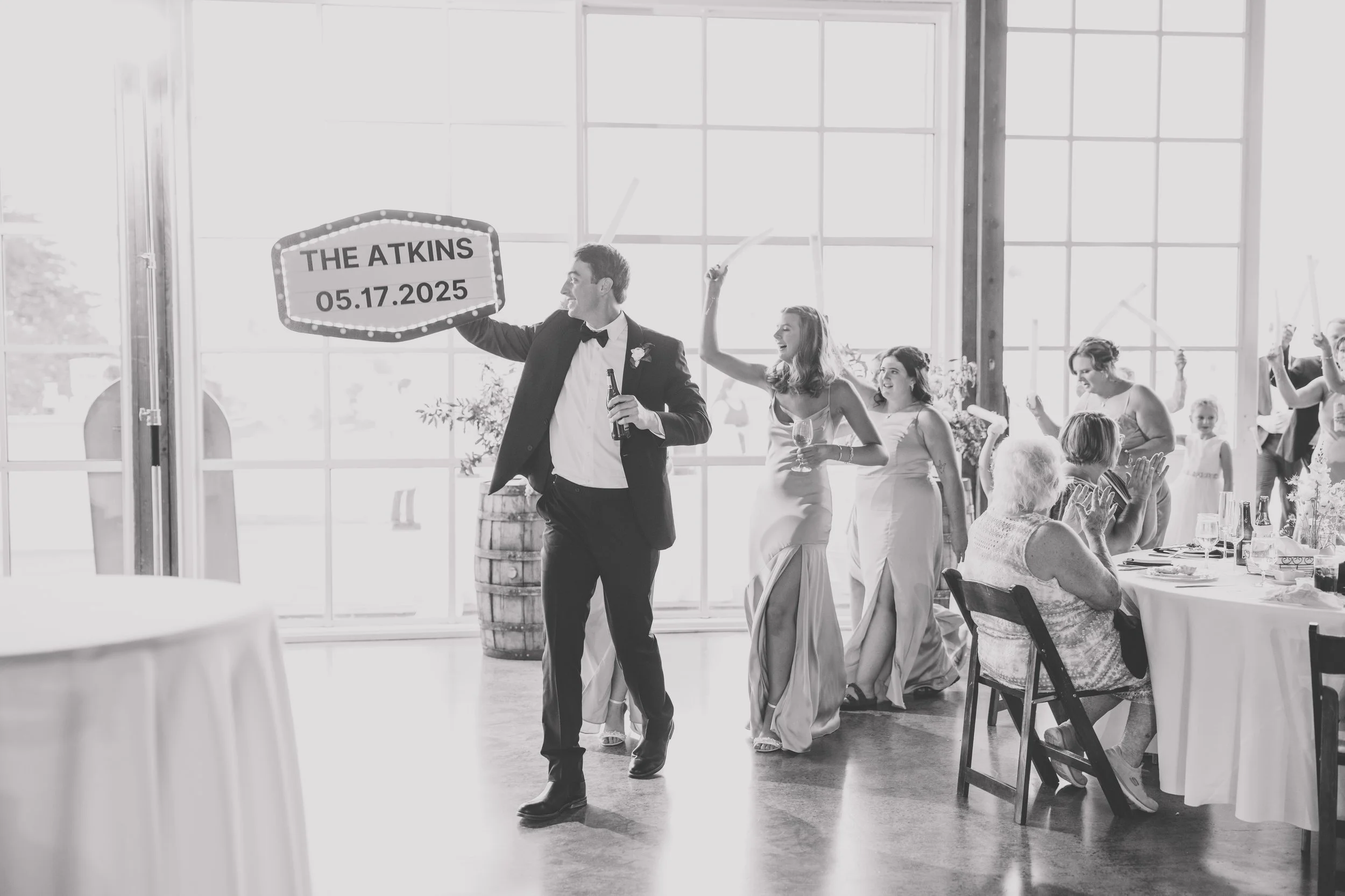 Austin & Austin Photography Spring, Barn, Vintage, Black, The Party, Reception, Wedding Party