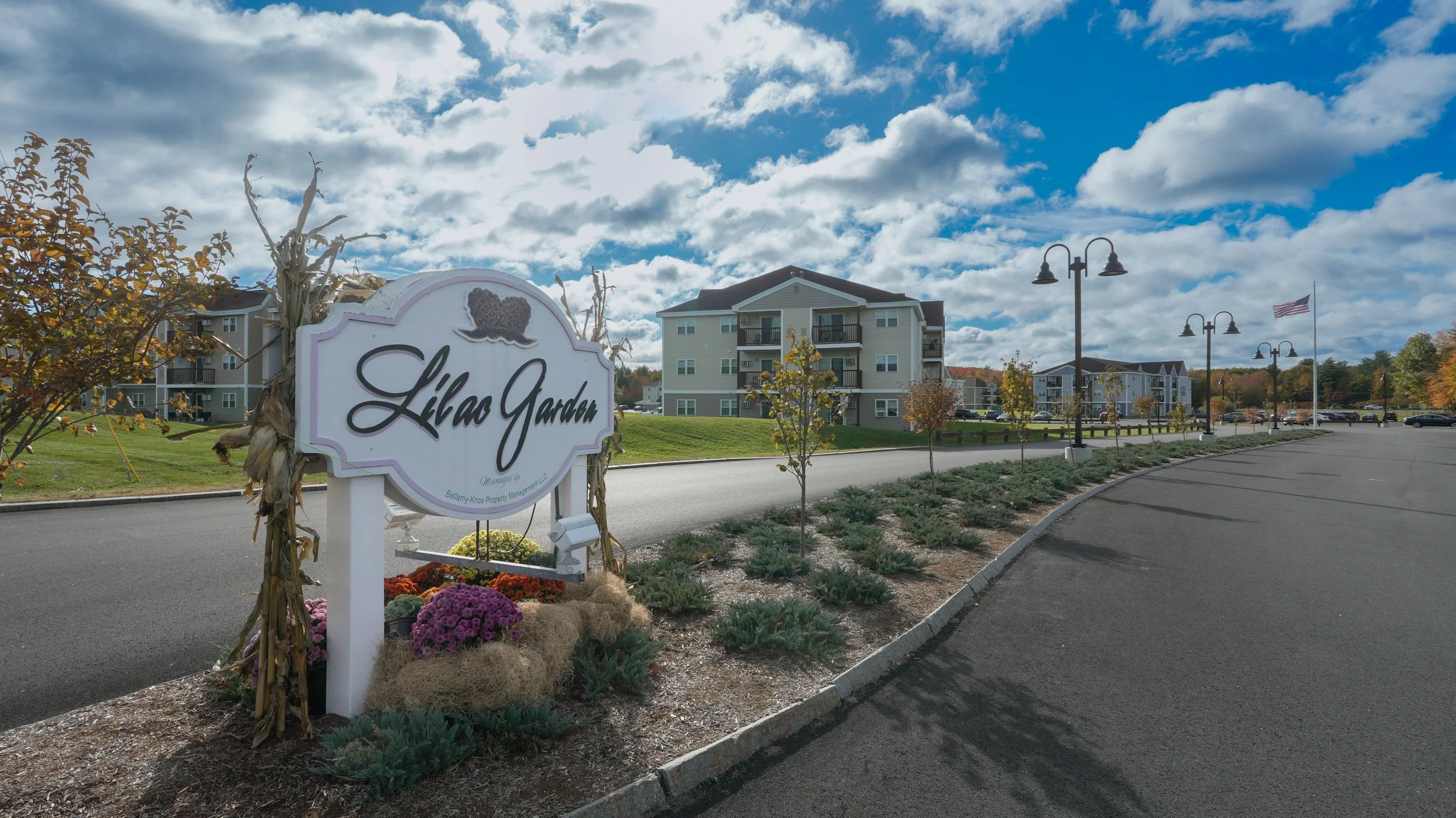 Lilac Garden: 2/2 Bath - #123 - $1950 Second-floor apartment featuring a private deck and a primary en suite bathroom. Available now!