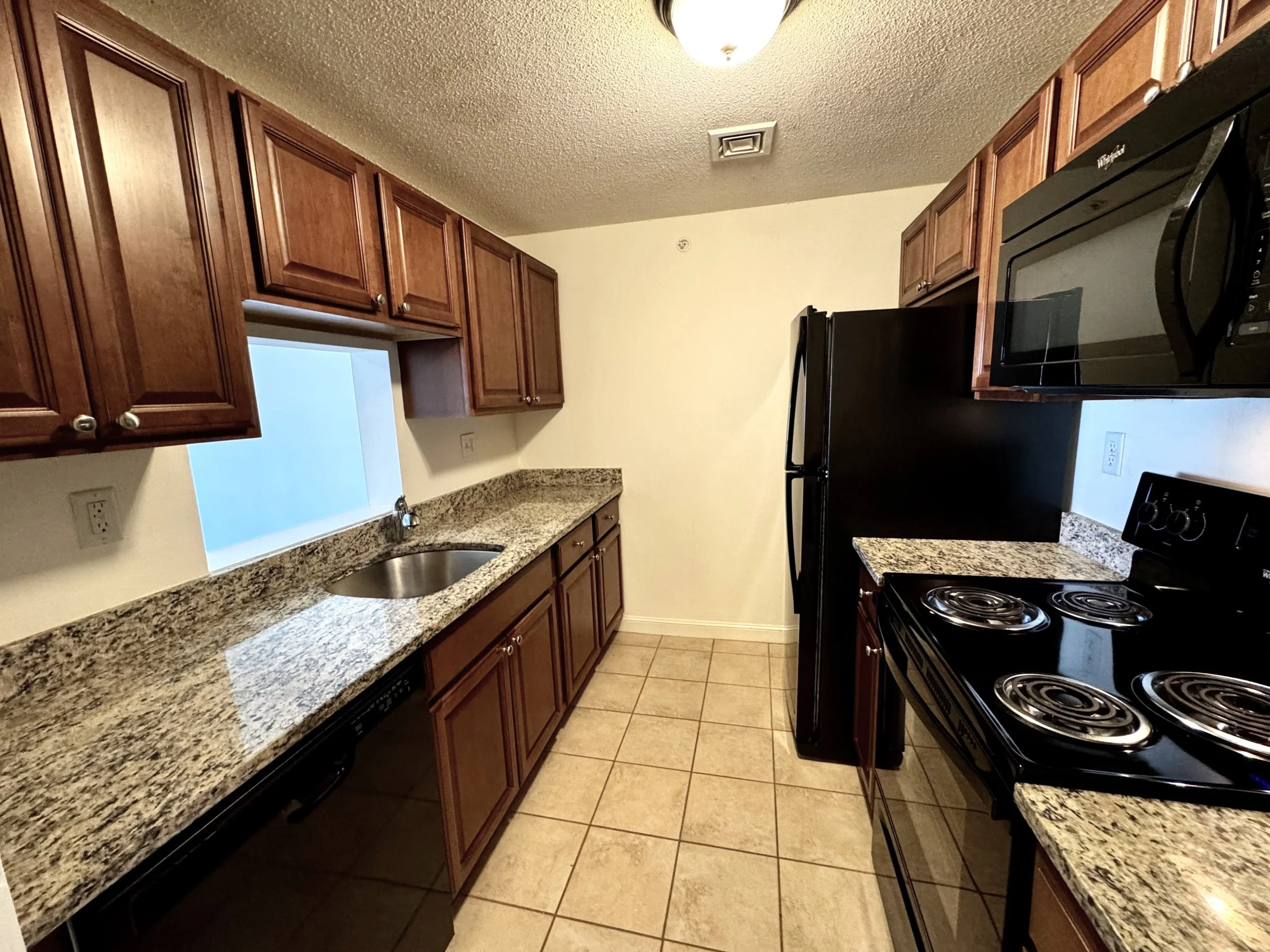 Full Kitchen.jpg
