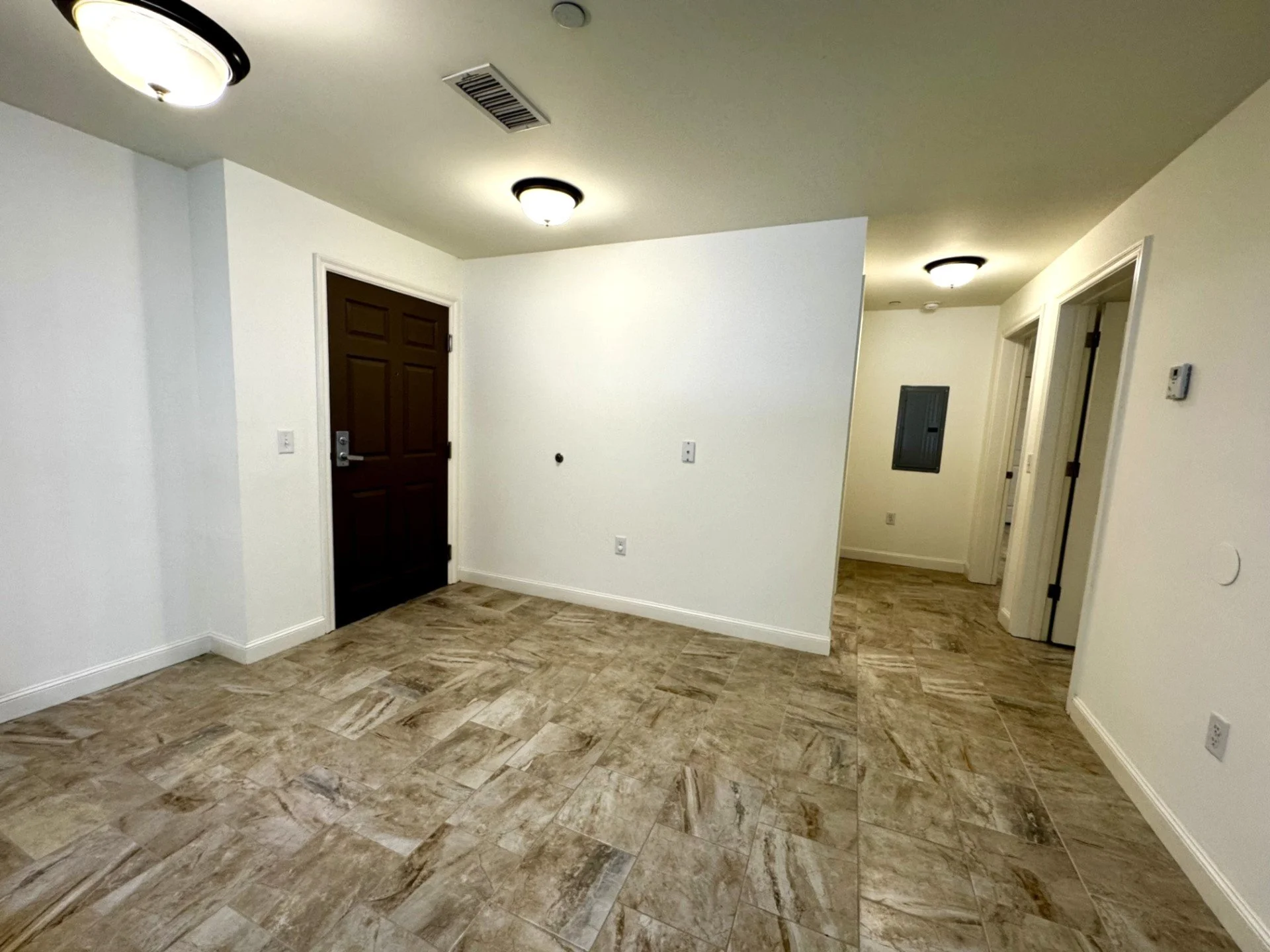 Dining Entry.jpg
