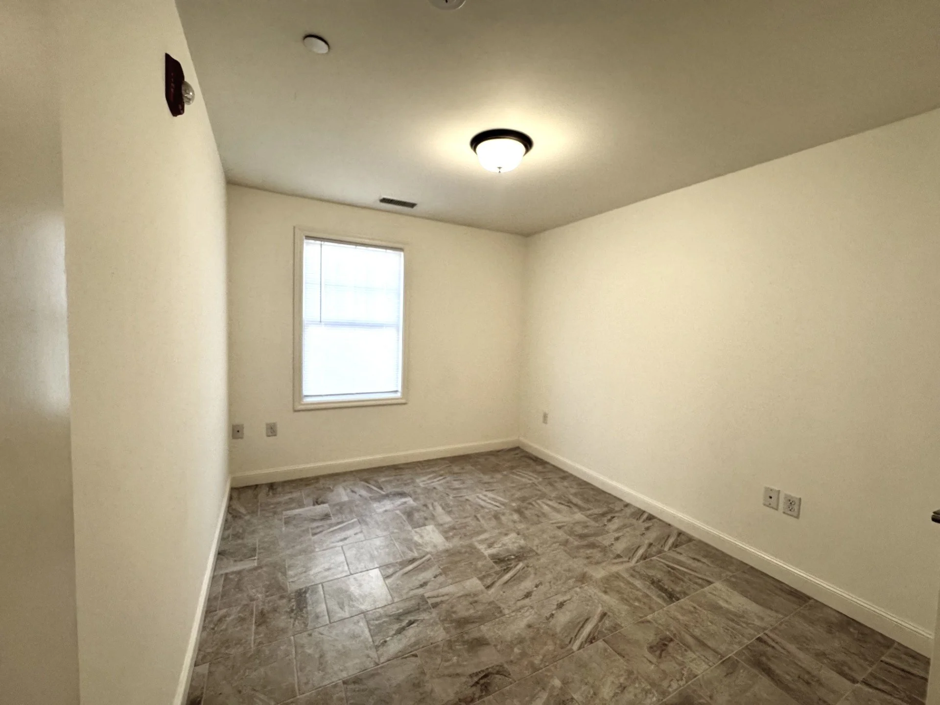 Guest Bedroom 3.jpg
