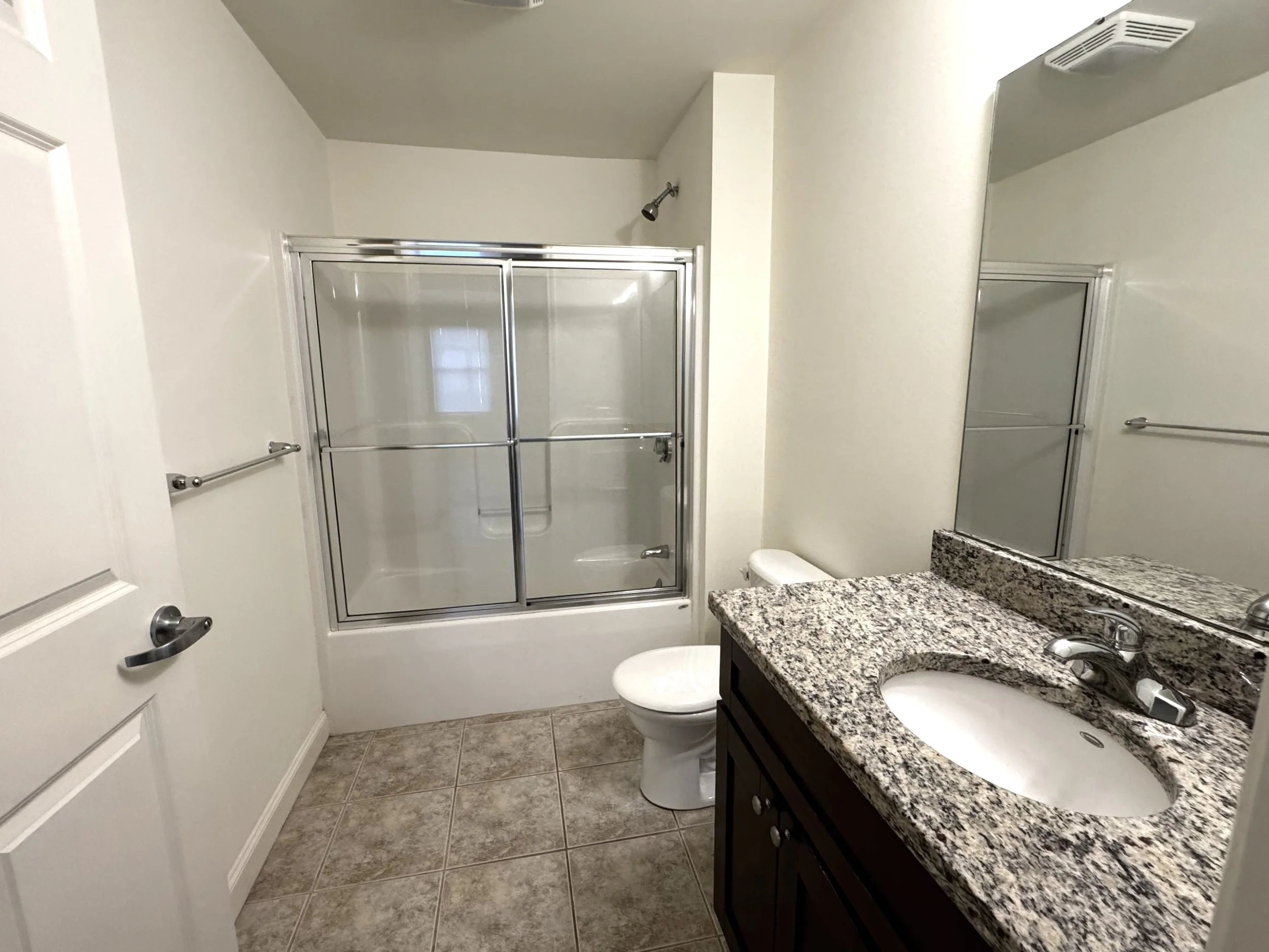 Main Bath.jpg