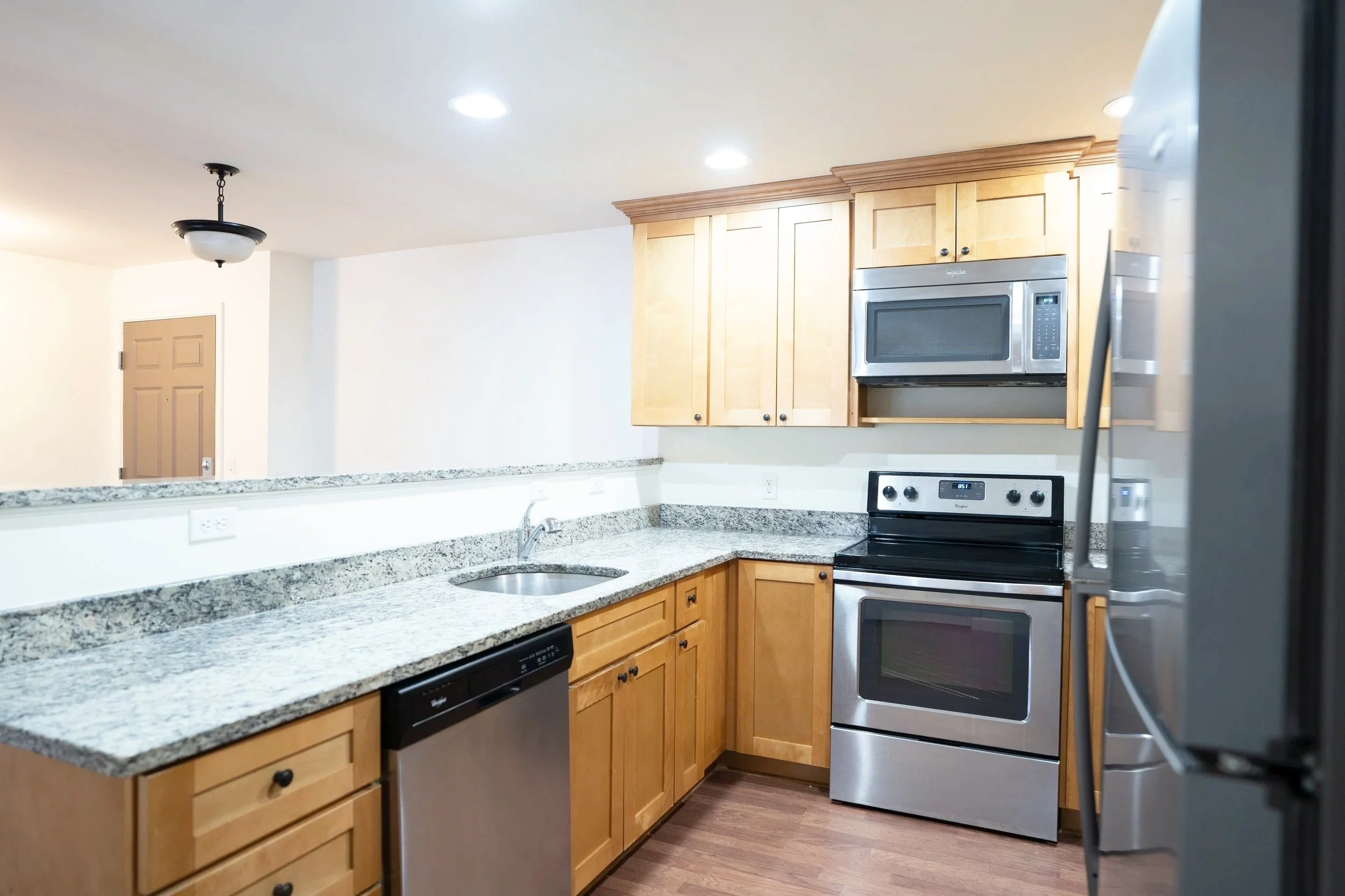Monument Garden: 2 Bed, 2 Bath — Unit #1324: $2300 *Central A/C — Plus an In-Unit Washer &amp; Dryer* Available NOW!