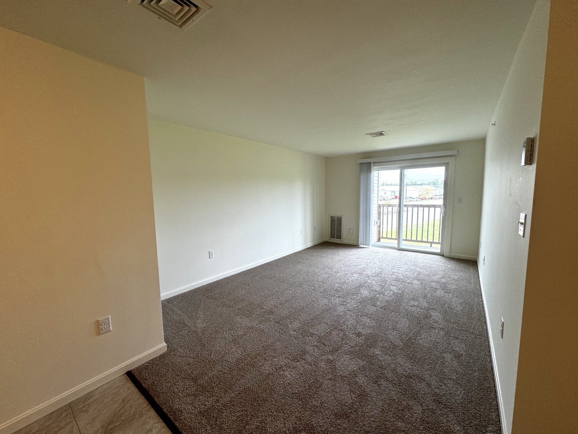 Living Room 2.jpeg
