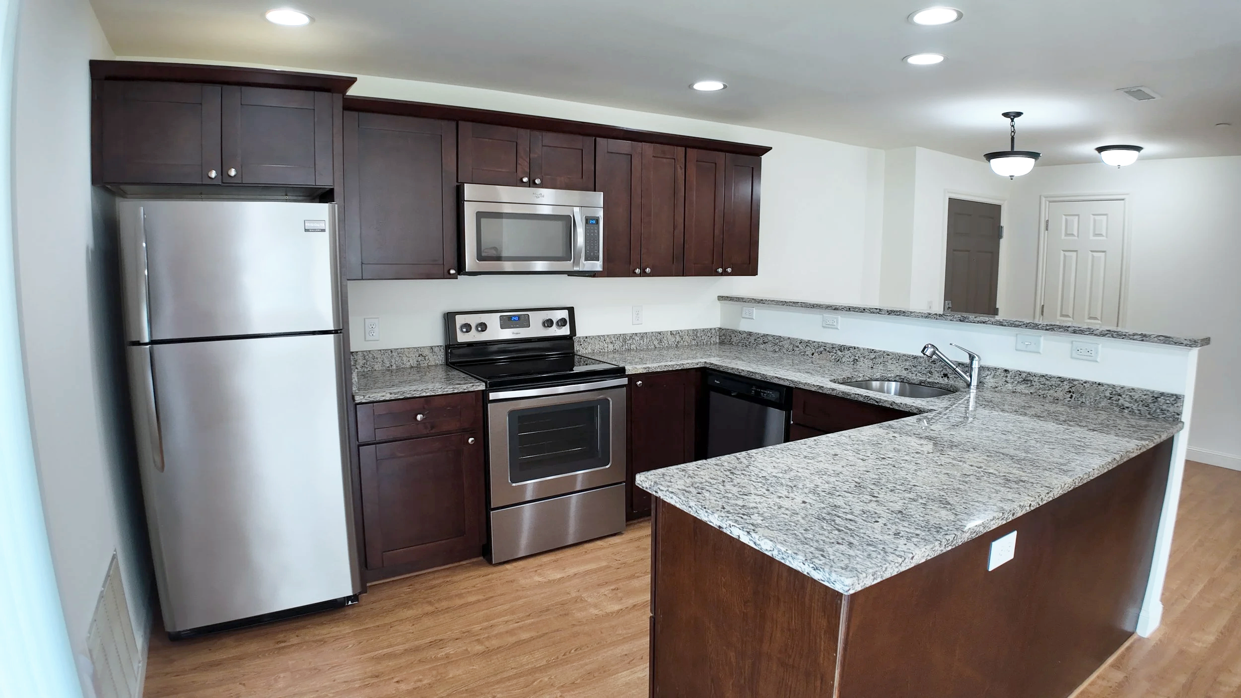 Monument Garden: 2 Bed, 2 Bath — Unit #1328: $2300 *Central A/C — Plus an In-Unit Washer &amp; Dryer* Available July 1st! 