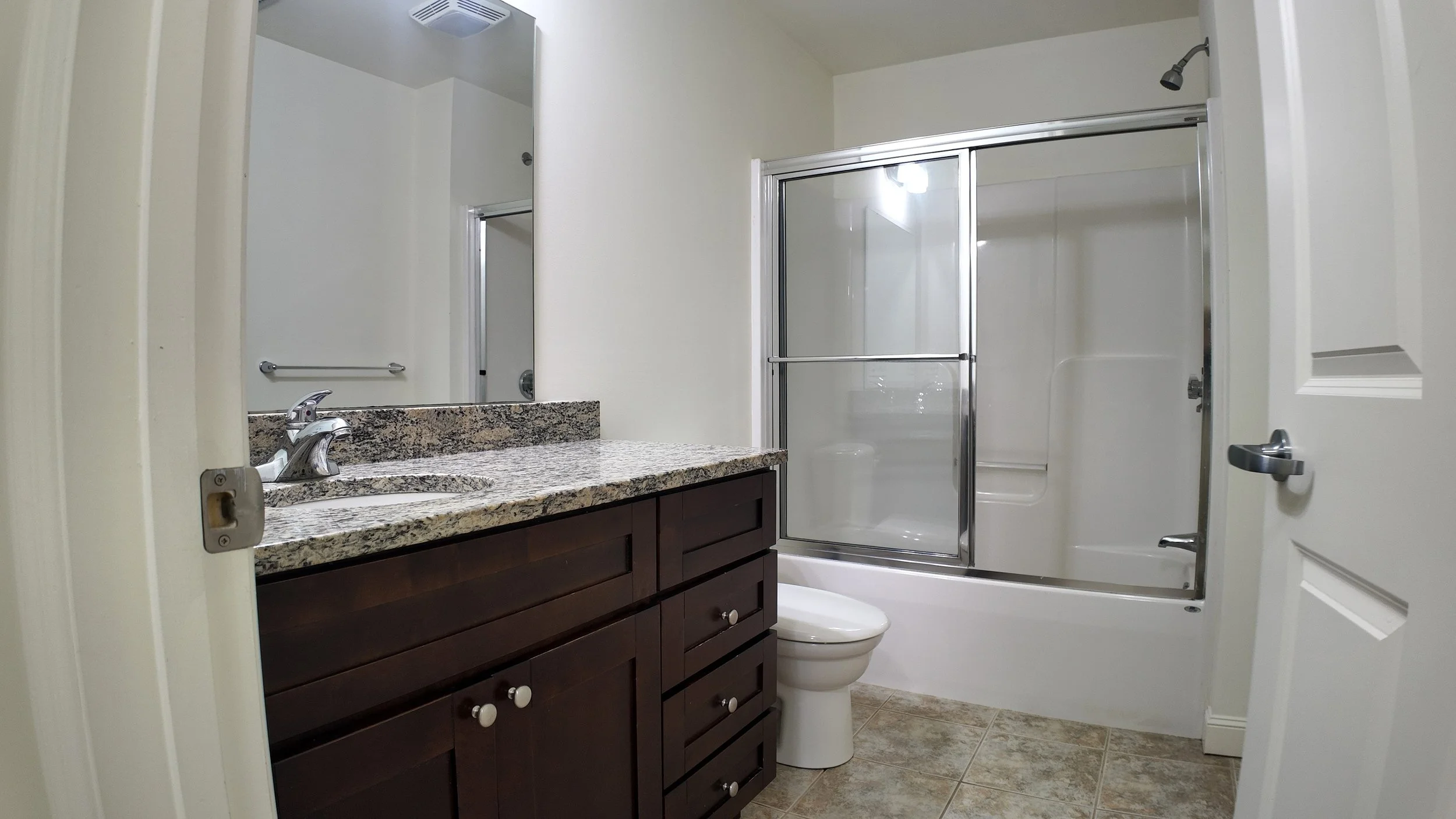 Master Bath.JPG