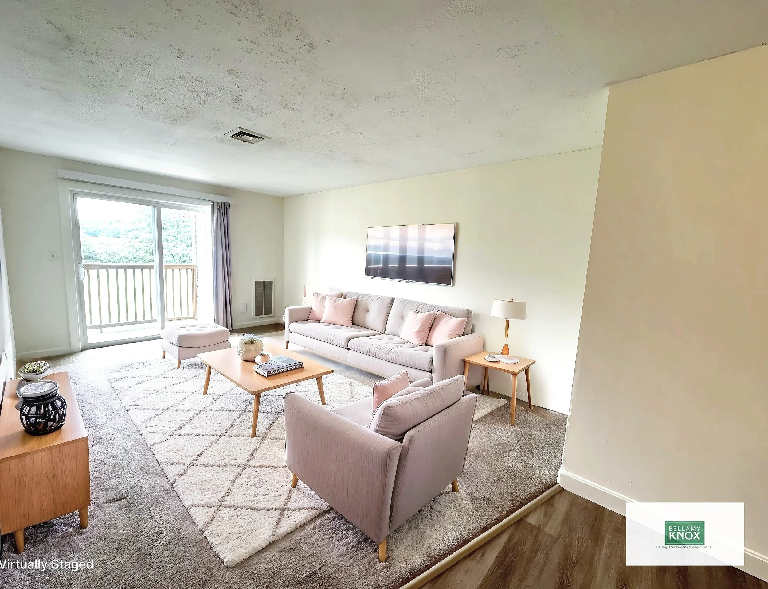 Lilac Garden: 2/2 - #421: $1925 *Second-Floor Corner Unit * Available Now!