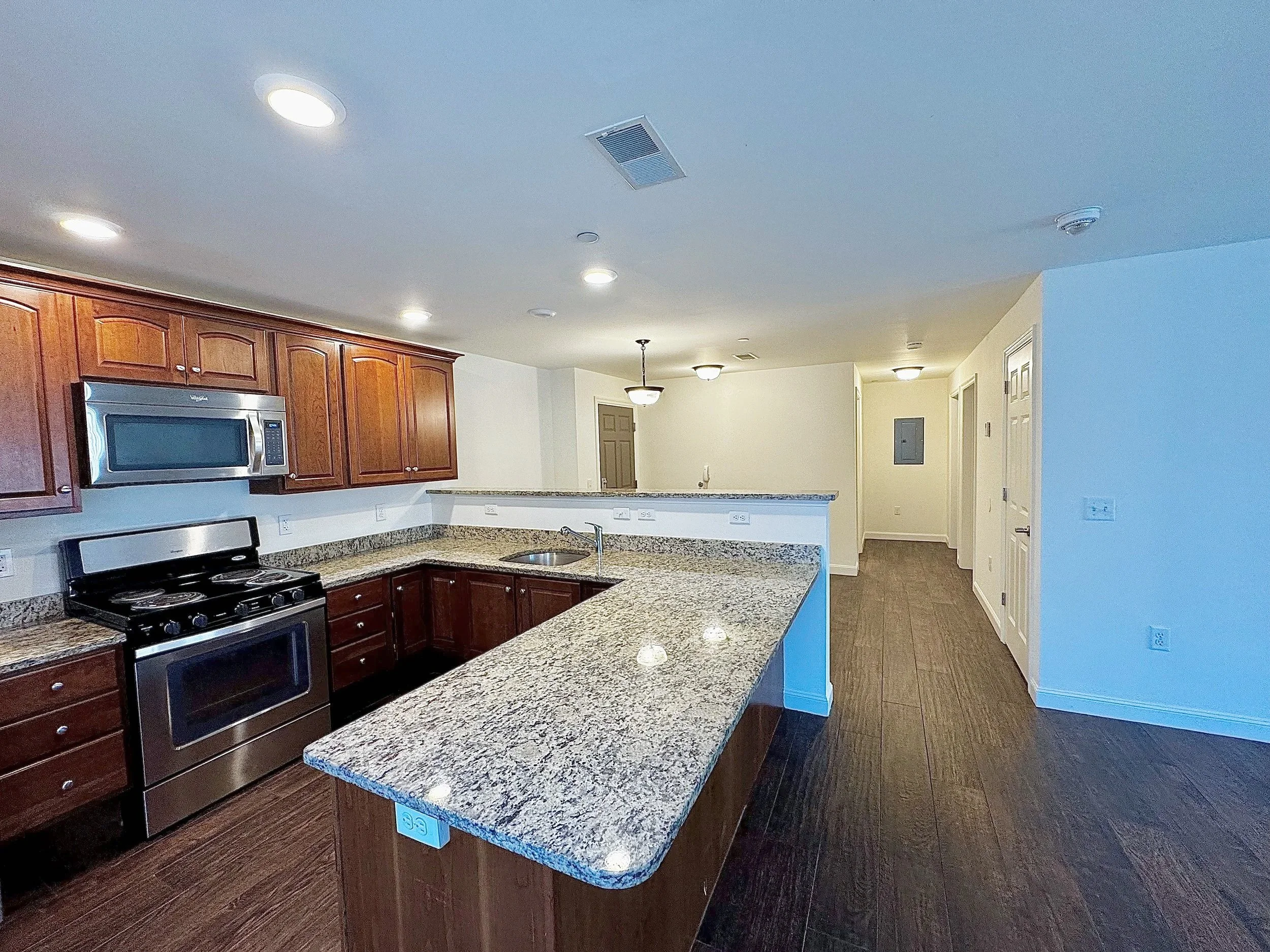 Monument Garden: 2 Bed, 2 Bath ADA Unit — #1417: $2400  *Central A/C — Plus an In-Unit Washer &amp; Dryer* Available NOW!