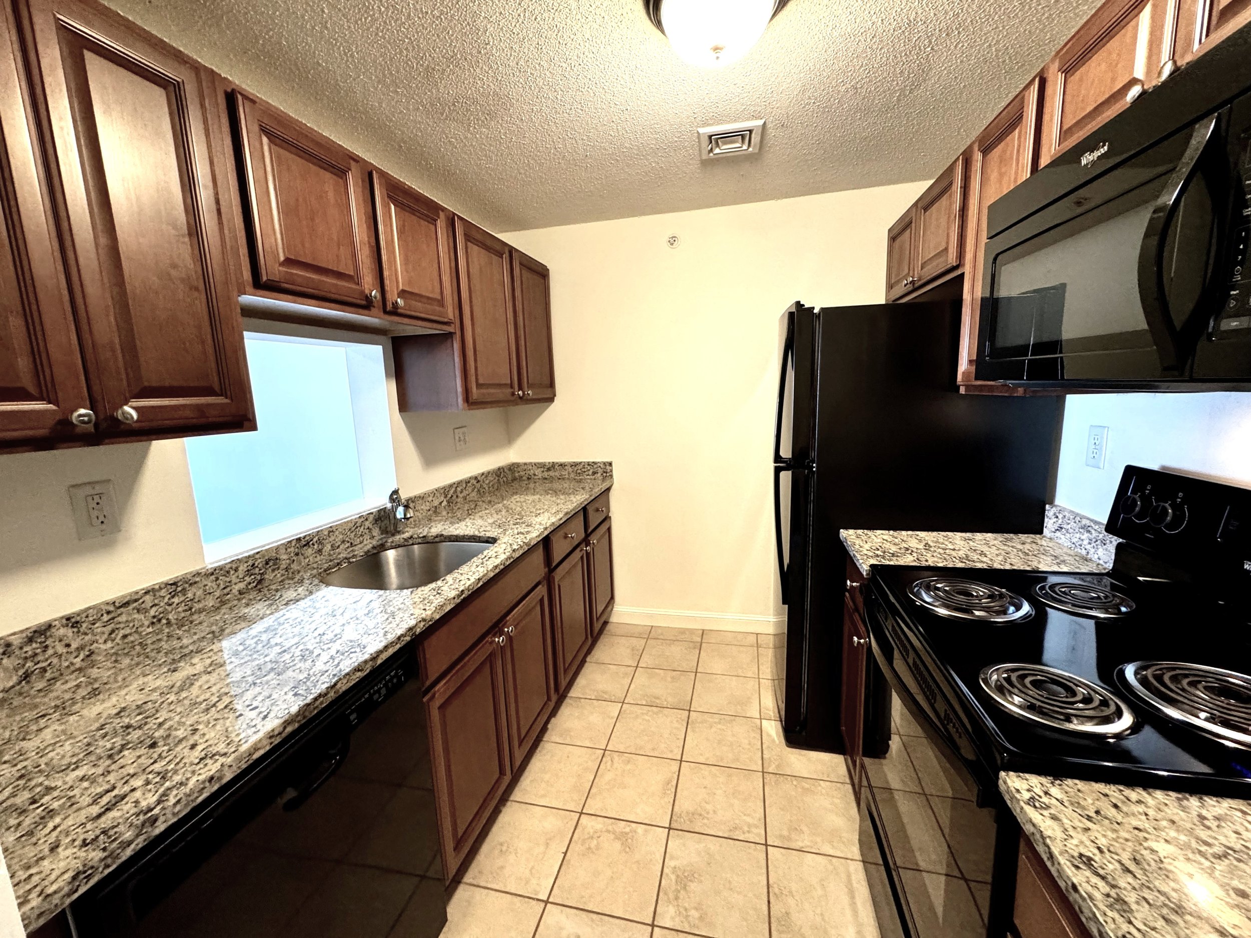 Full Kitchen.jpg