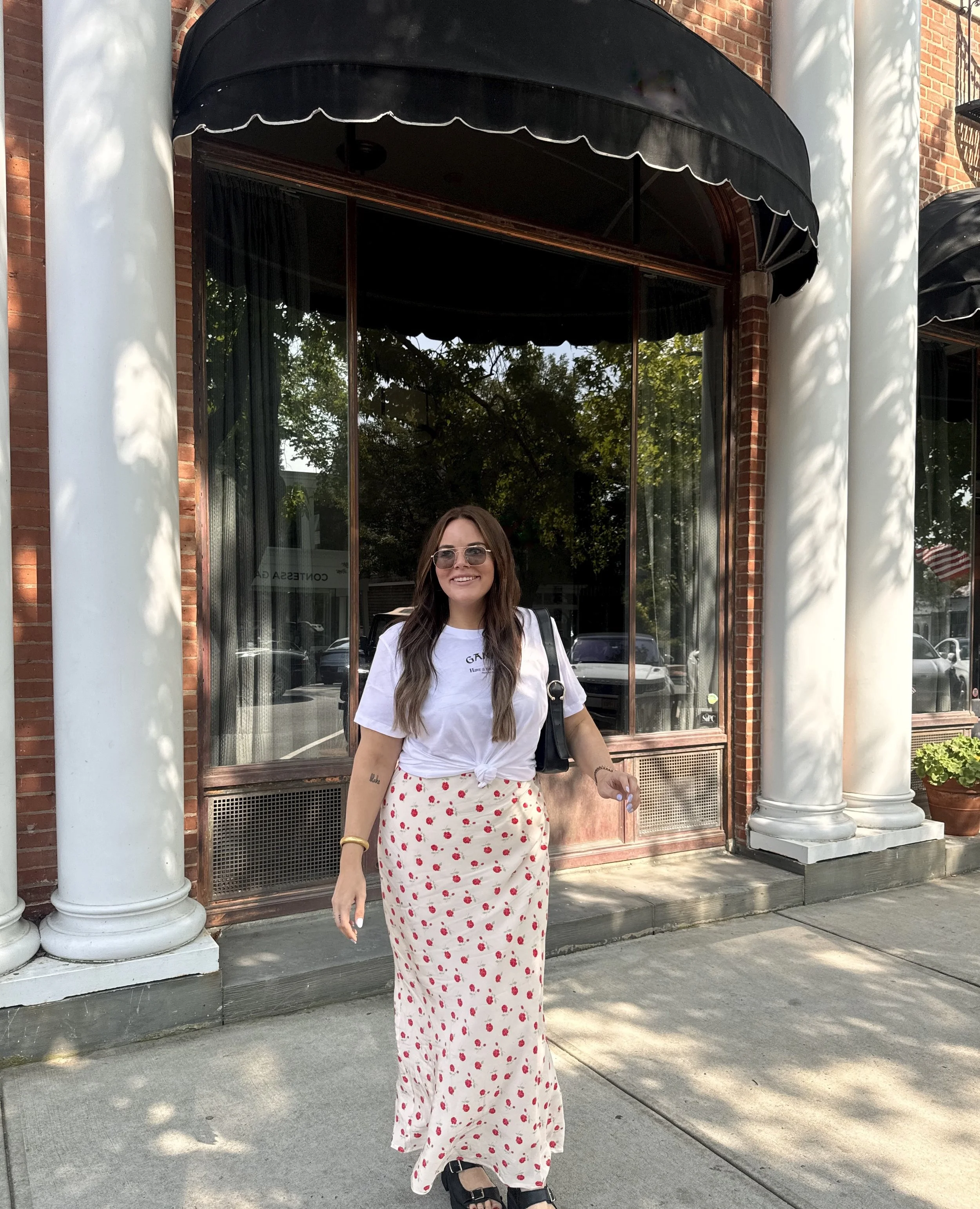 Lexi Stout, social media coach and branding expert, helping creators grow their online presence.