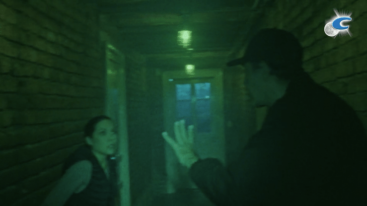 Crest - Ghost Uncovered _60-high.gif