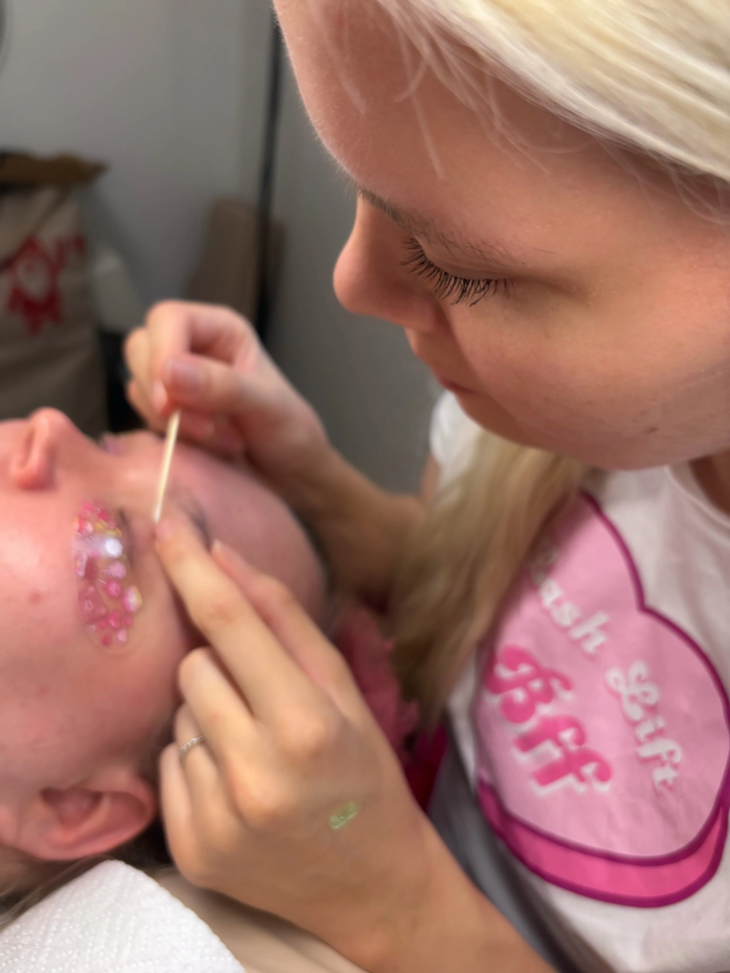 Lash lift Bff koulutukset OULUSSA Ilmoittaudu mukaan!