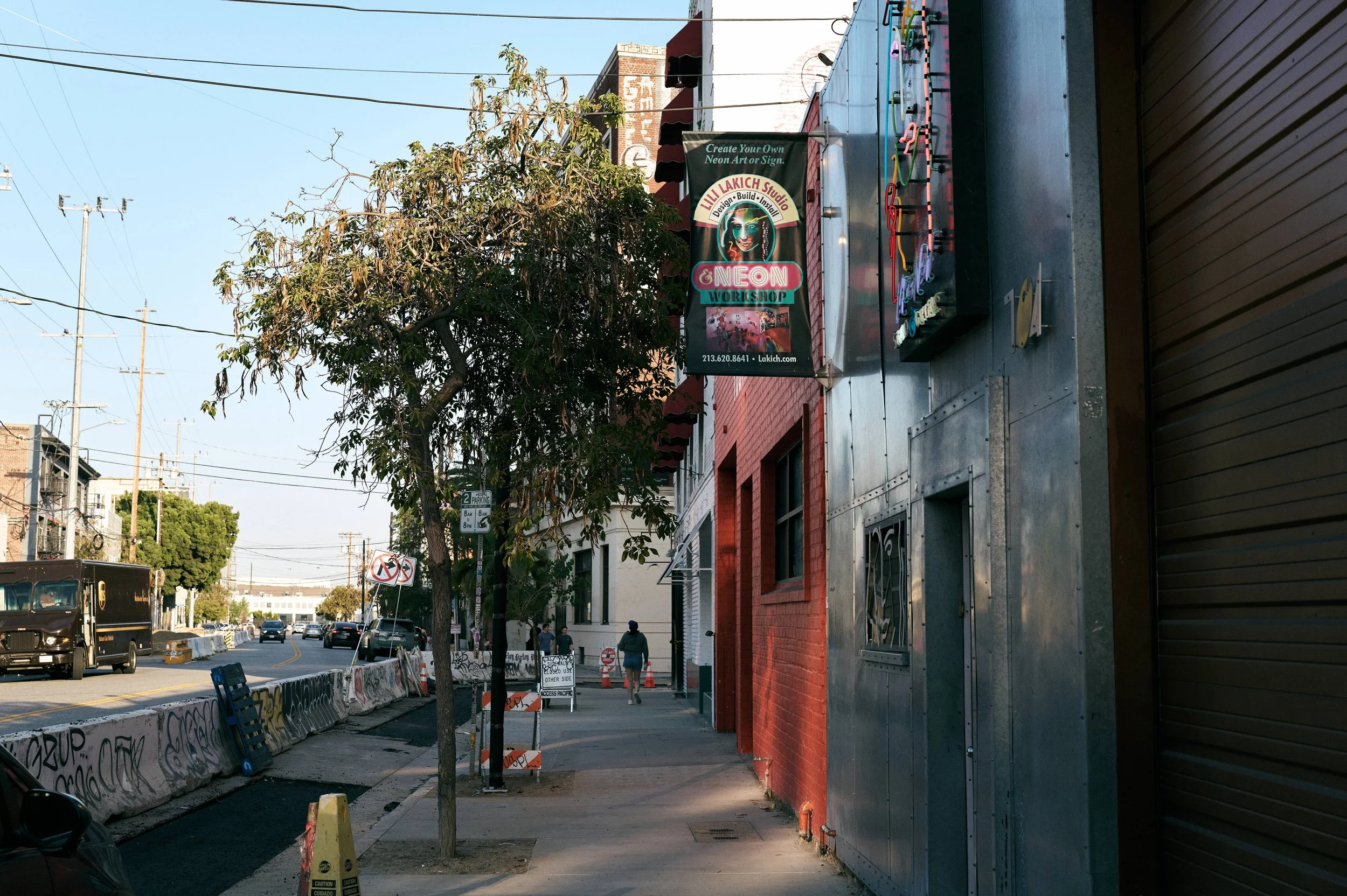 HeadshotSession 143Art District DTLA 2026.jpg