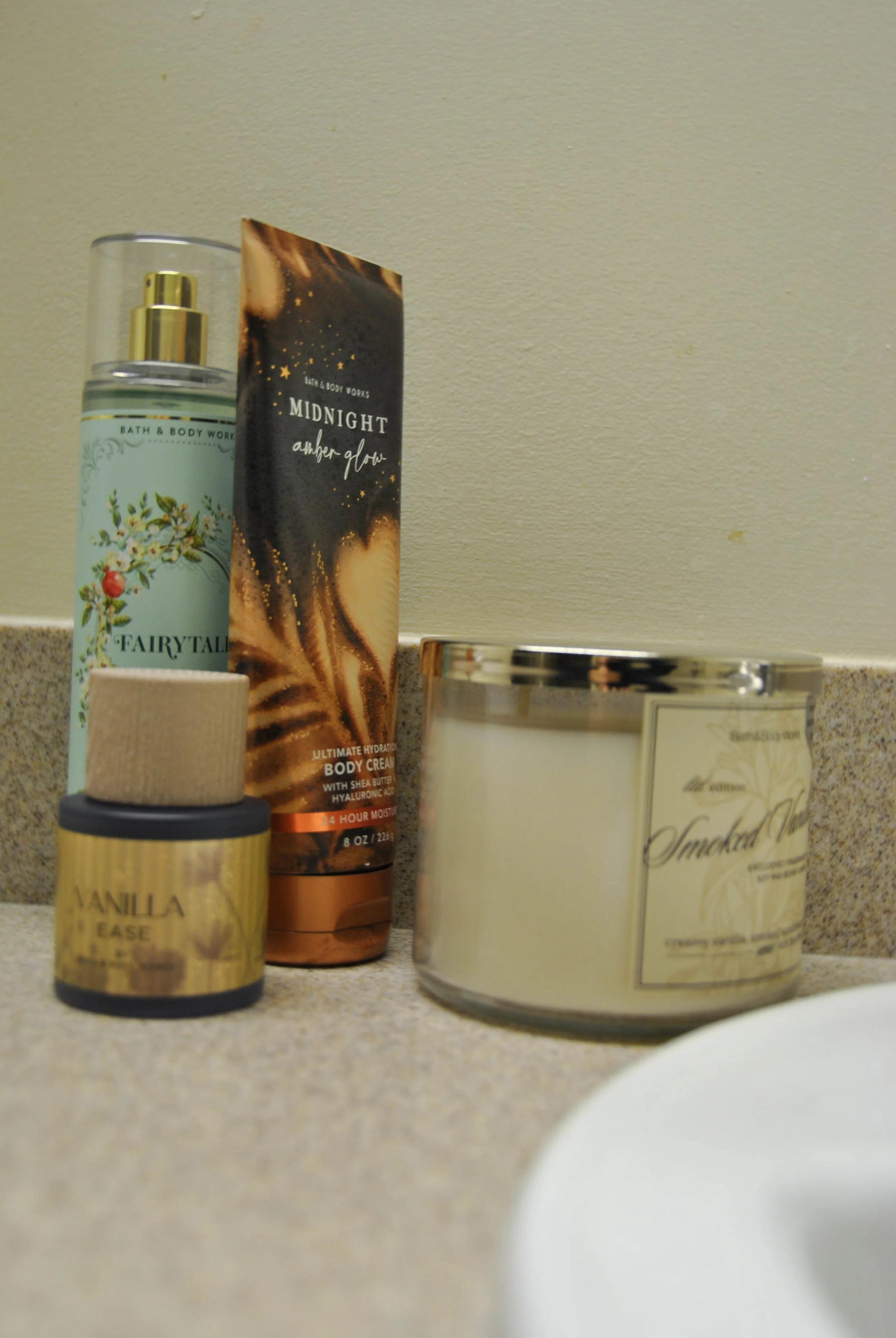 BathAndBodyWorks_Still-7.jpg