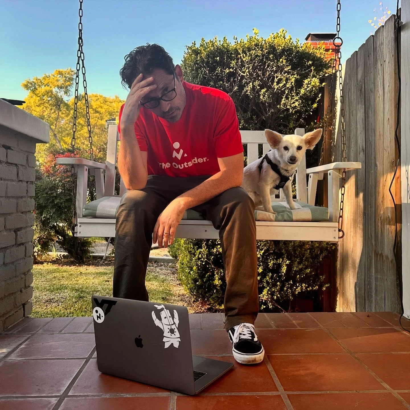 Think being a YouTuber is all fame, fortune, and filming fun? Not a chance.🎥
 
In this vid, I&rsquo;m pulling back the curtain on the YouTube grind with the Top 3 Pros &amp; Cons of life as a creator.

Whether you&rsquo;re dreaming of starting your 