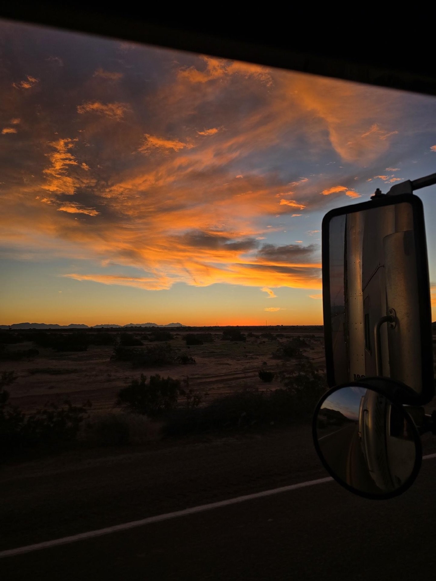 Have a beautiful Sunday, wherever you are 🧡

#behrensadventures