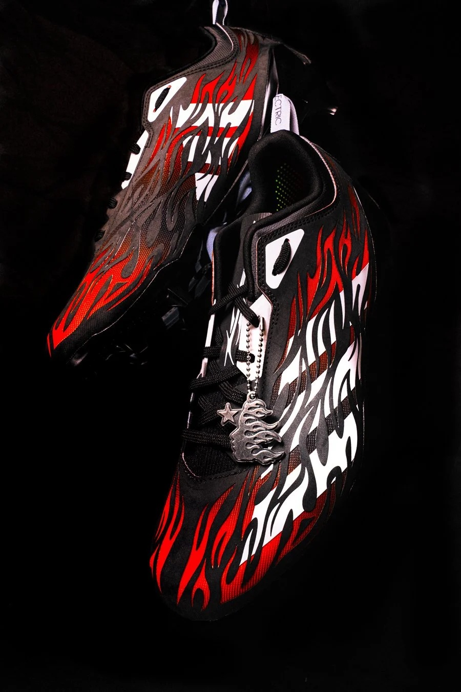 260809_cen10_hellstar-9.jpg