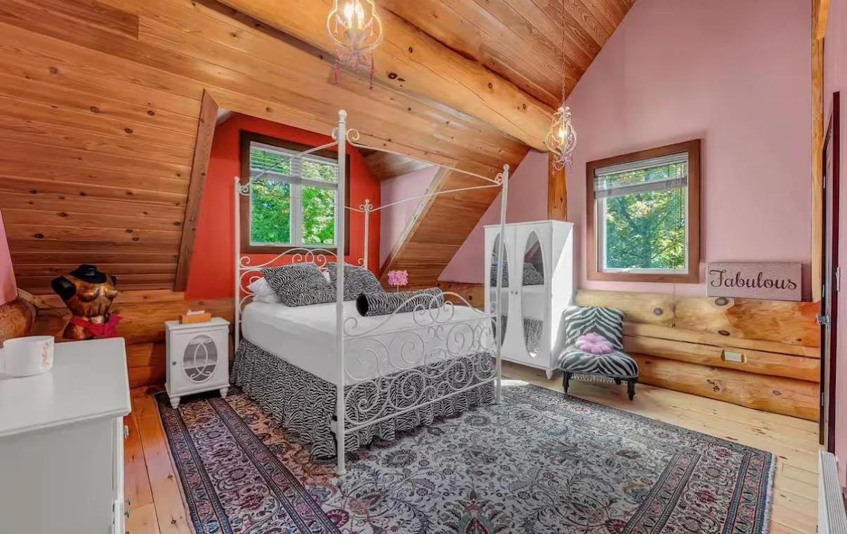 Atman Retreat - Brahma Room (April 24 - 26, 2026)