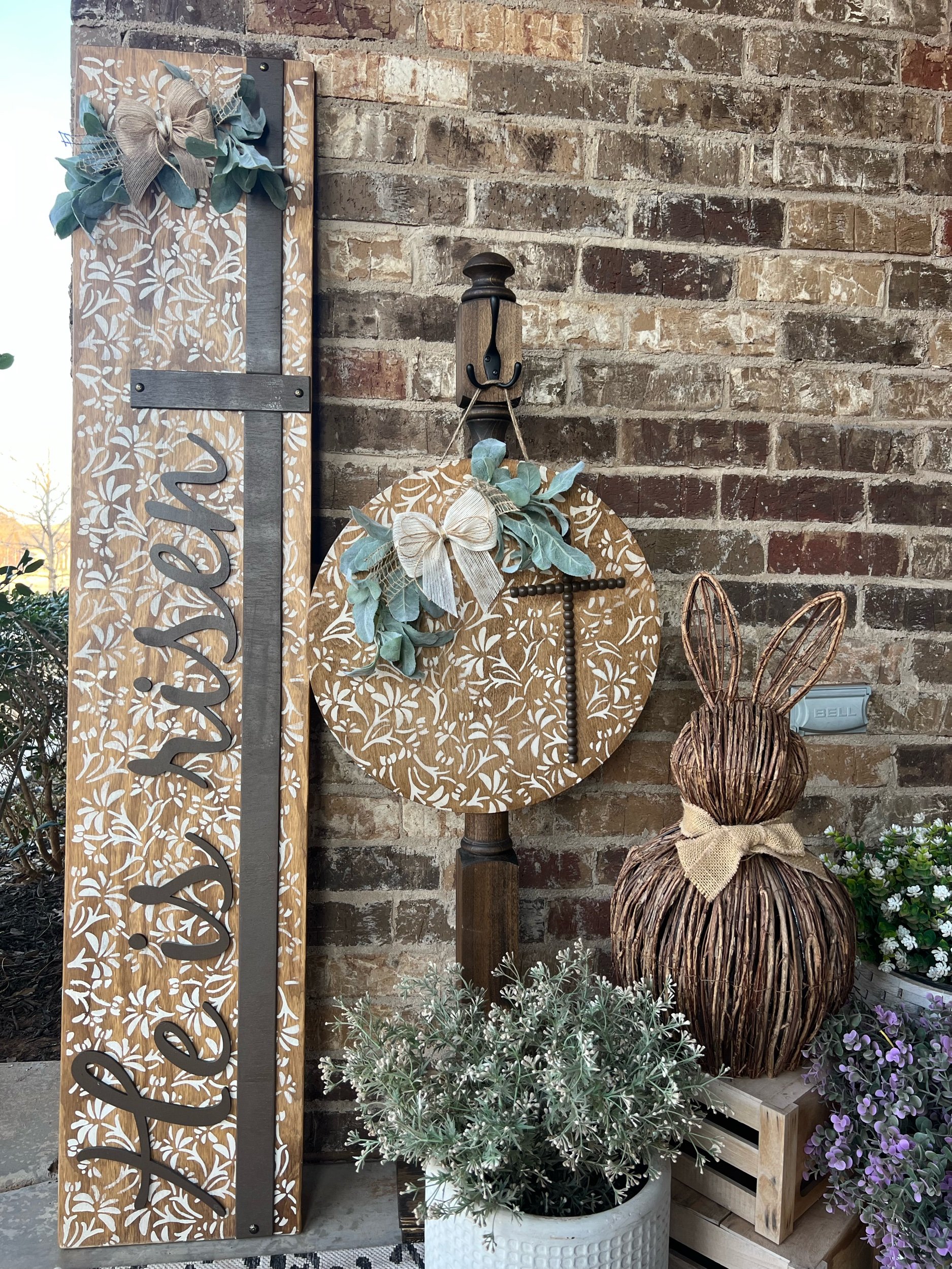 Airy Floral - Grace Leaner