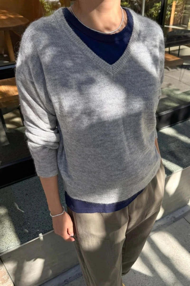 Le-Bon-Shoppe---Matthew-V-Neck-Sweater--Icy-Grey--20260914175726 (2).jpg