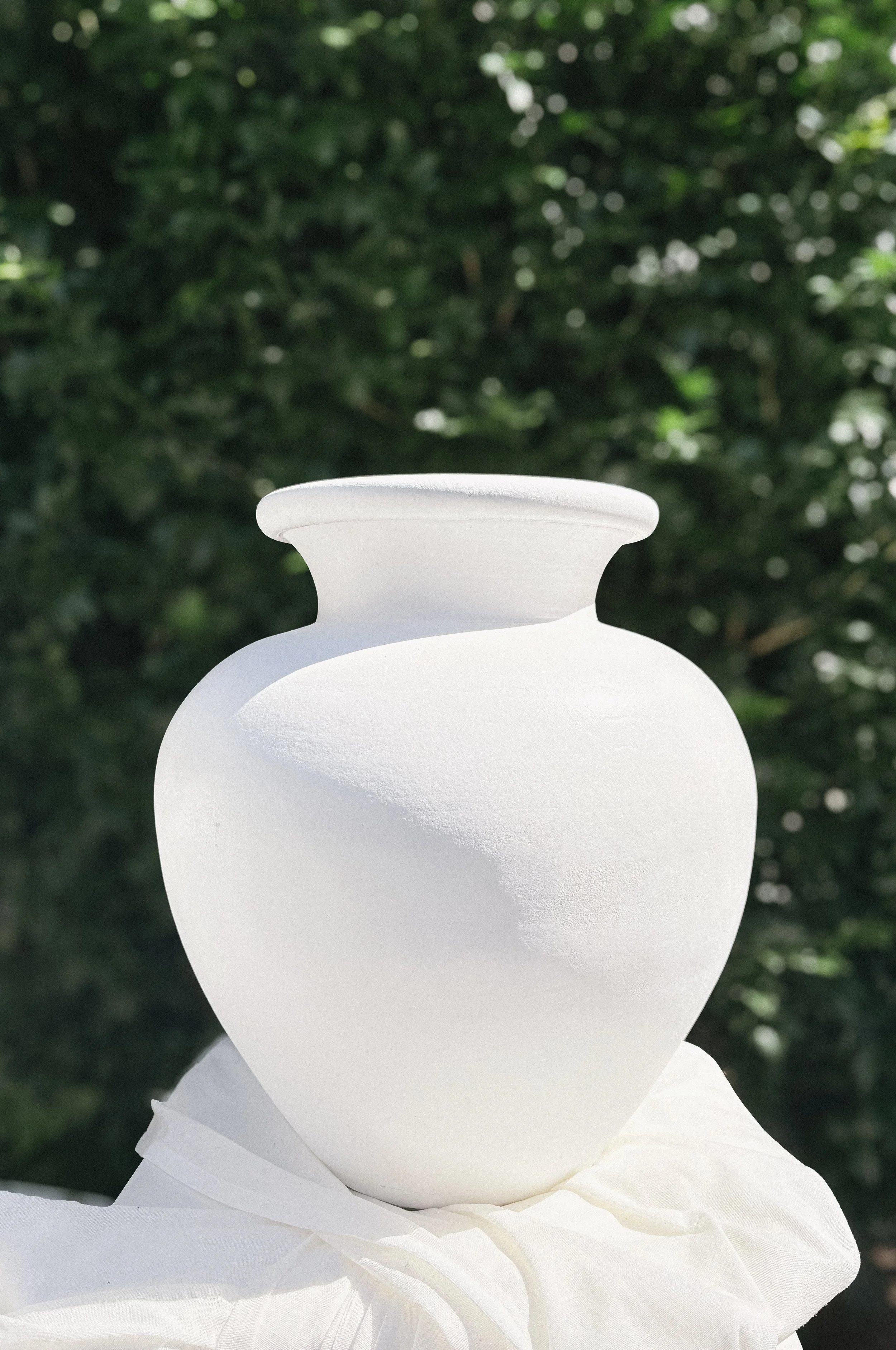 SOLIS URN