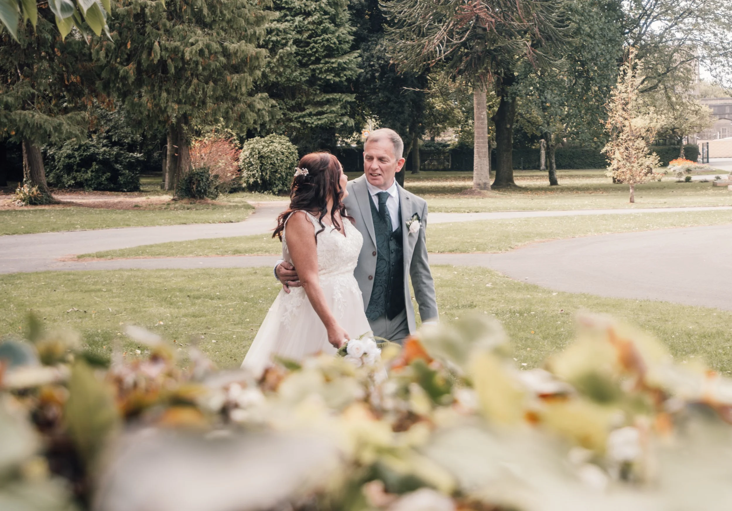 R&A-Bride&GroomPortraits-19.jpg