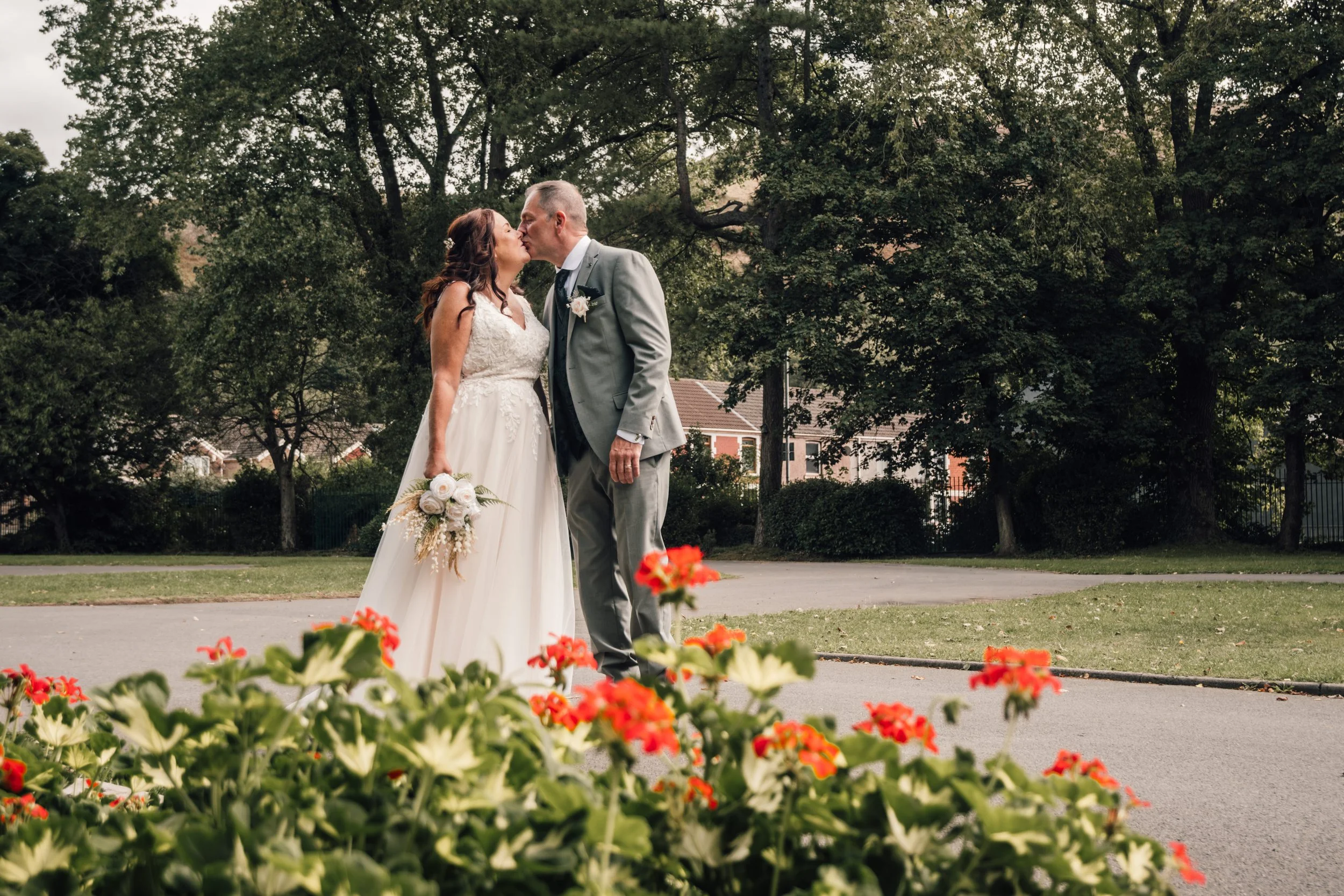 R&A-Bride&GroomPortraits-28.jpg