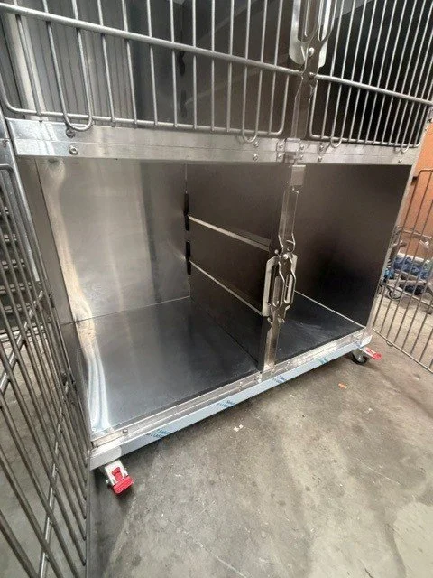 Cages.4.jpg